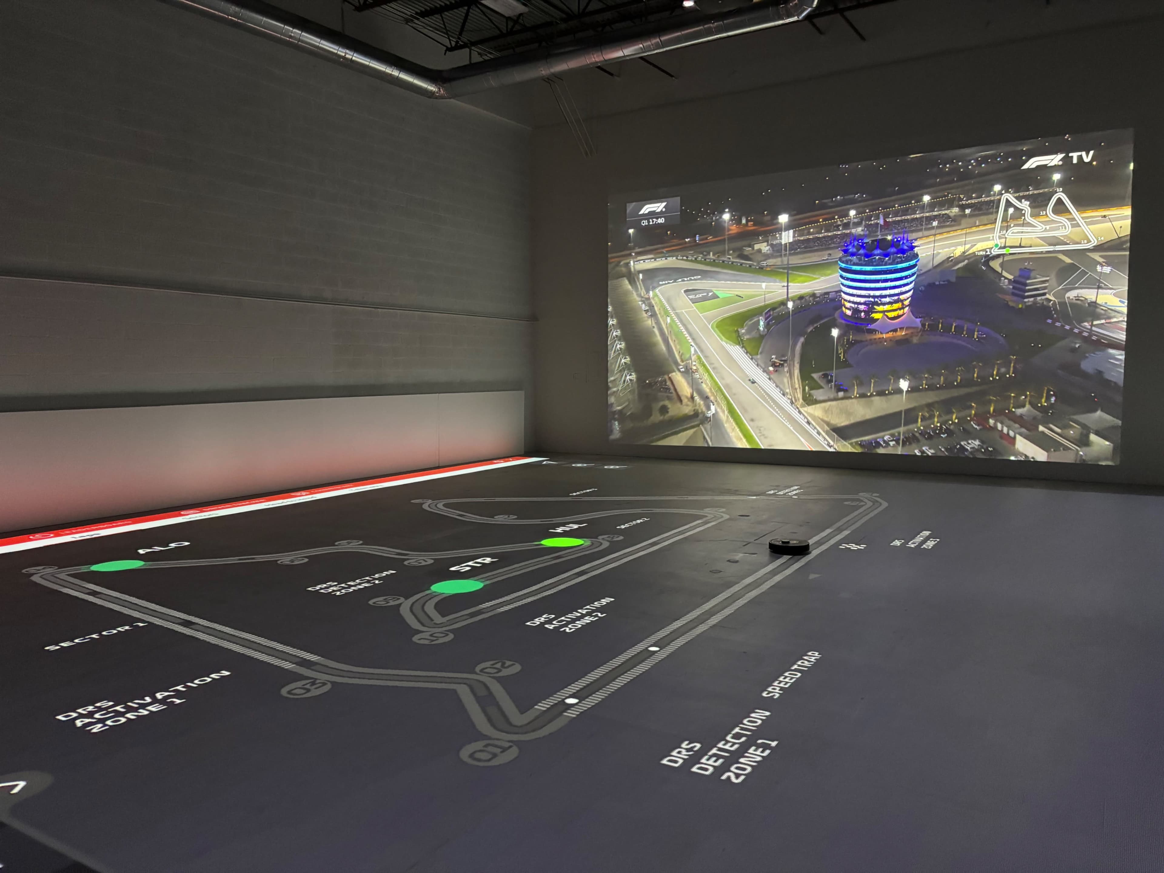 High Ceiling Warehouse with Floor & Wall Projection Image in Doral, Doral, FL