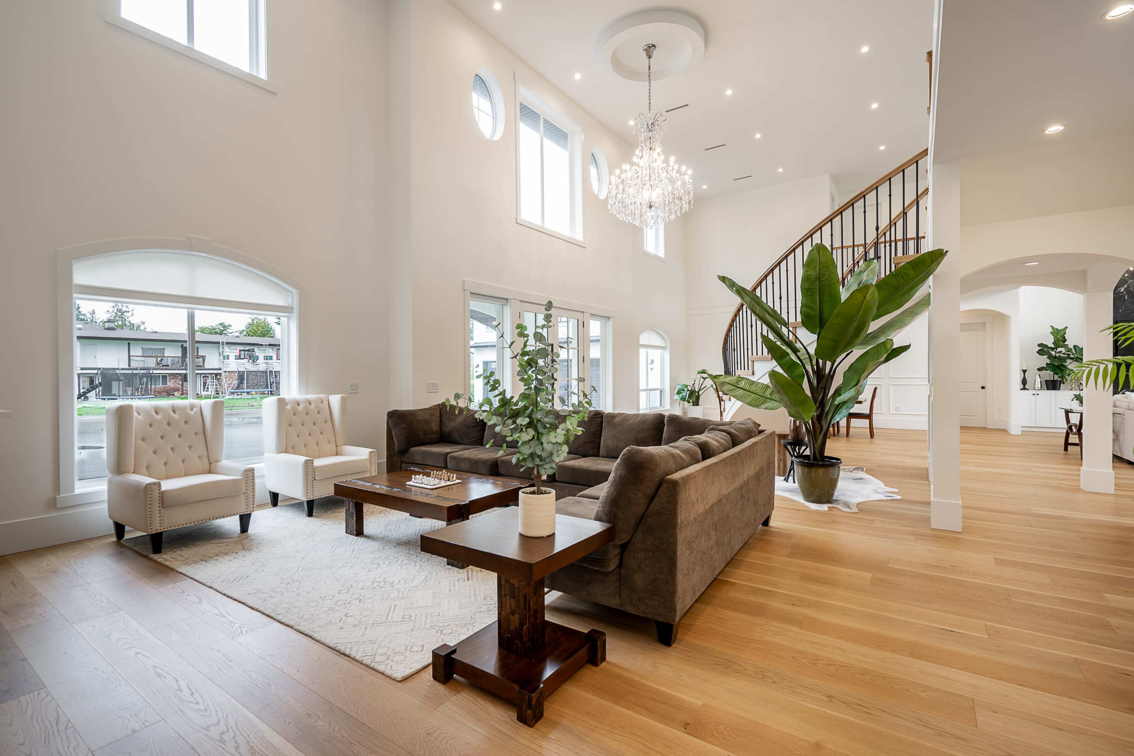 Elegant Designer Home with Spacious Layout and Natural Light in Langley, BC Image in Langley, Langley, BC