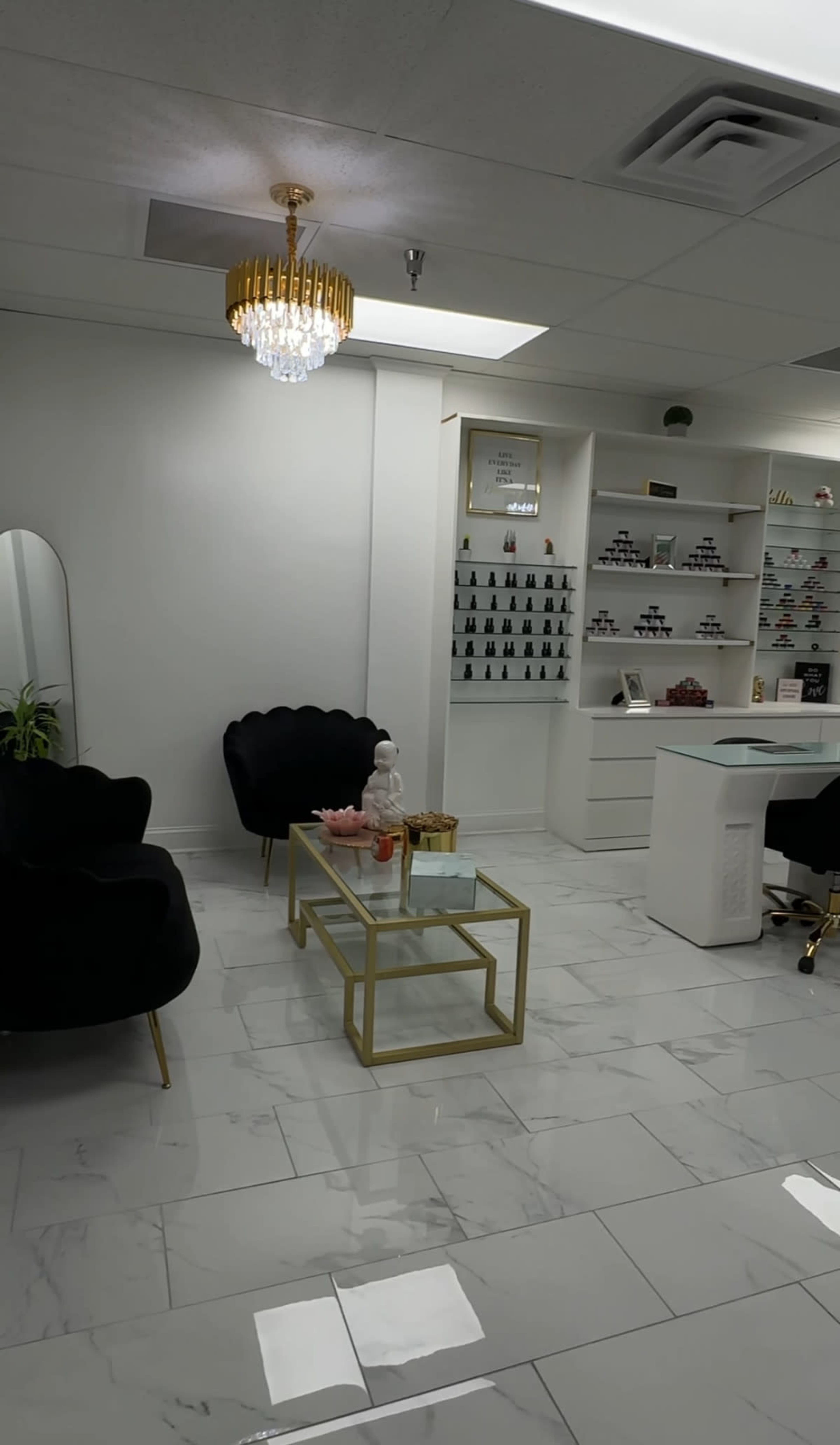 Elegant Creative Space for Classes & Meetings Image in Lochearn, Pikesville, MD