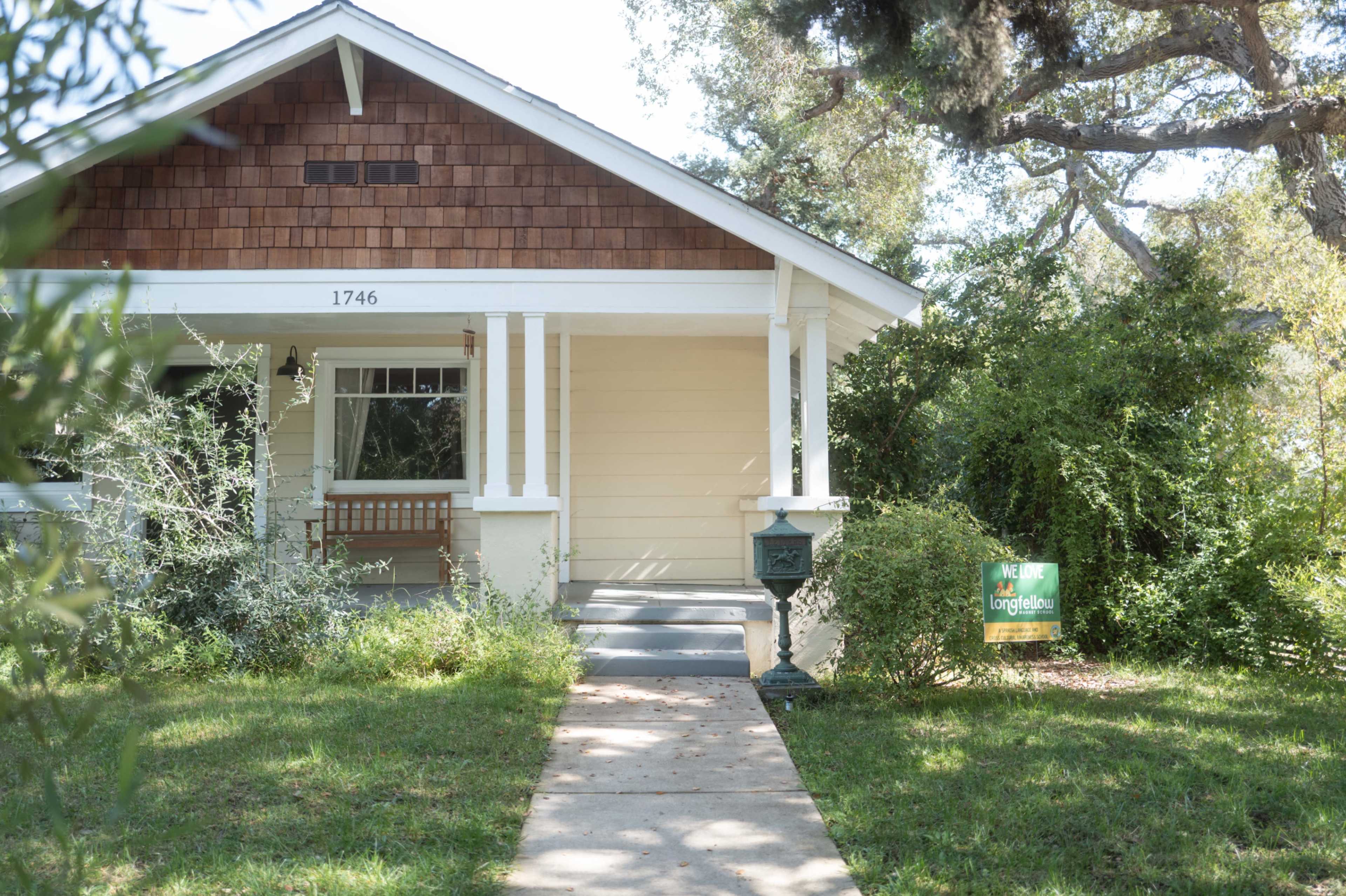 Classic Pasadena Craftsman – Corner Lot with Backyard + Flexible Interiors Image in North Central, pasadena, CA