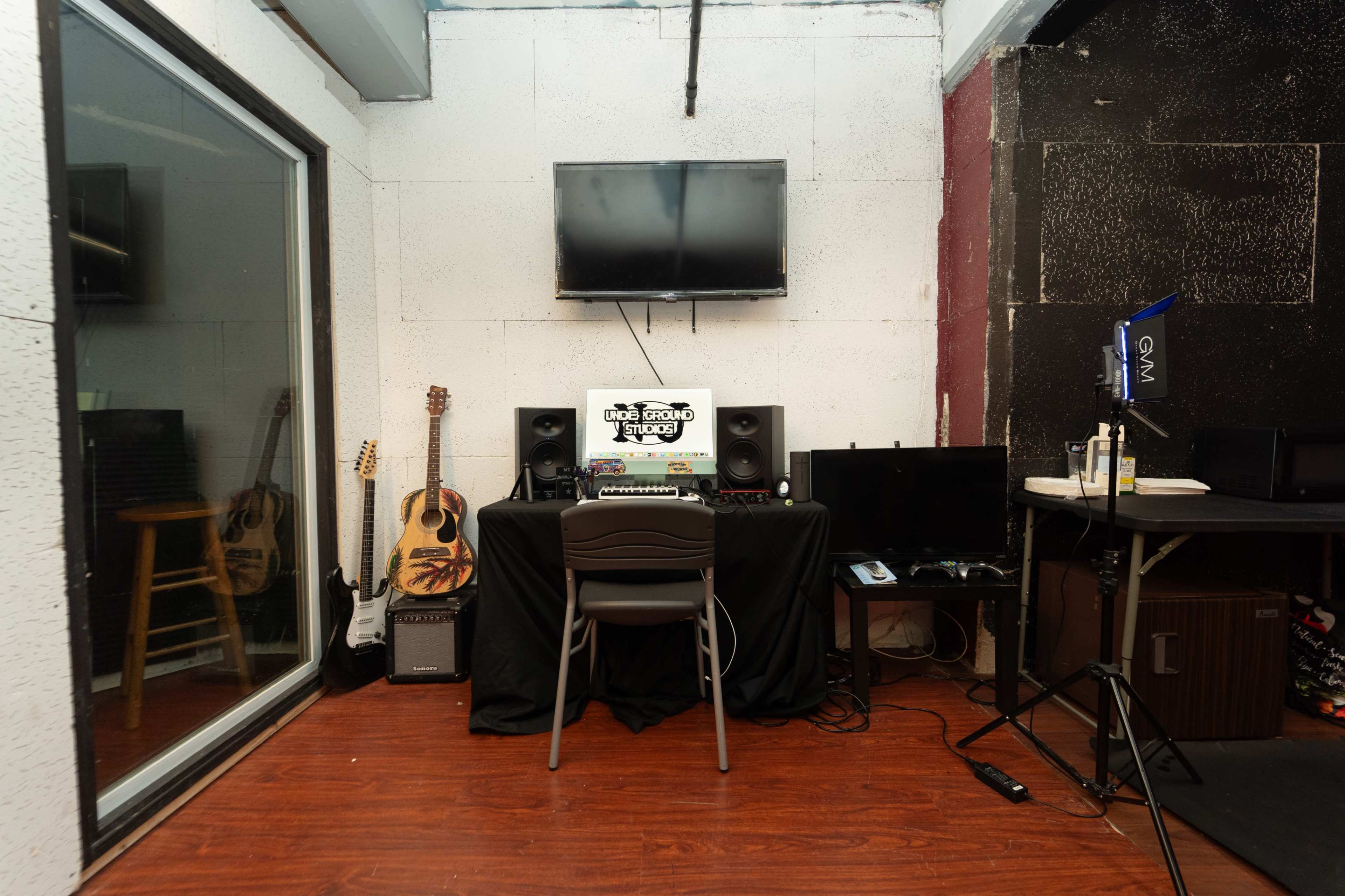 Multi Purpose Creative Studio in Bergen Lafayette, Jersey City Image in Bergen-Lafayette, Jersey City, NJ