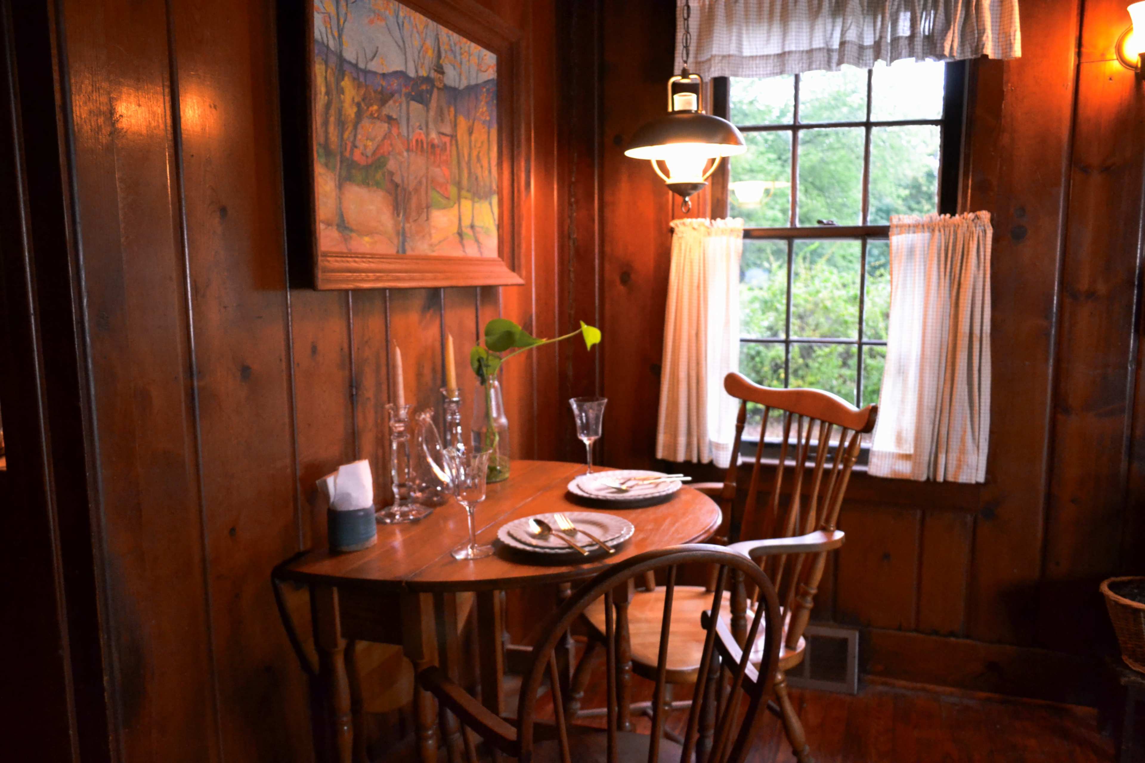 Charming 1930s Cottage Retreat Image in , Bryans Rd, MD
