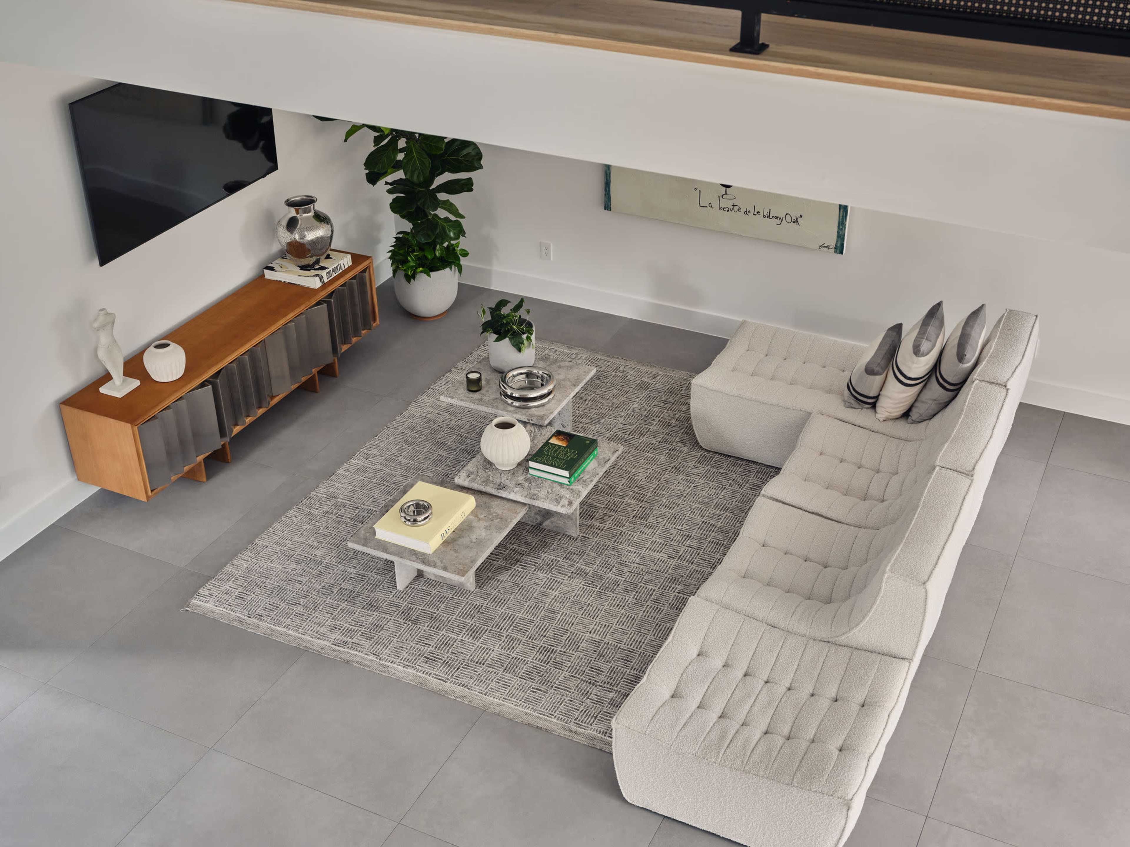 Suburban Luxury: The Balcony Oak Image in , Conroe, TX