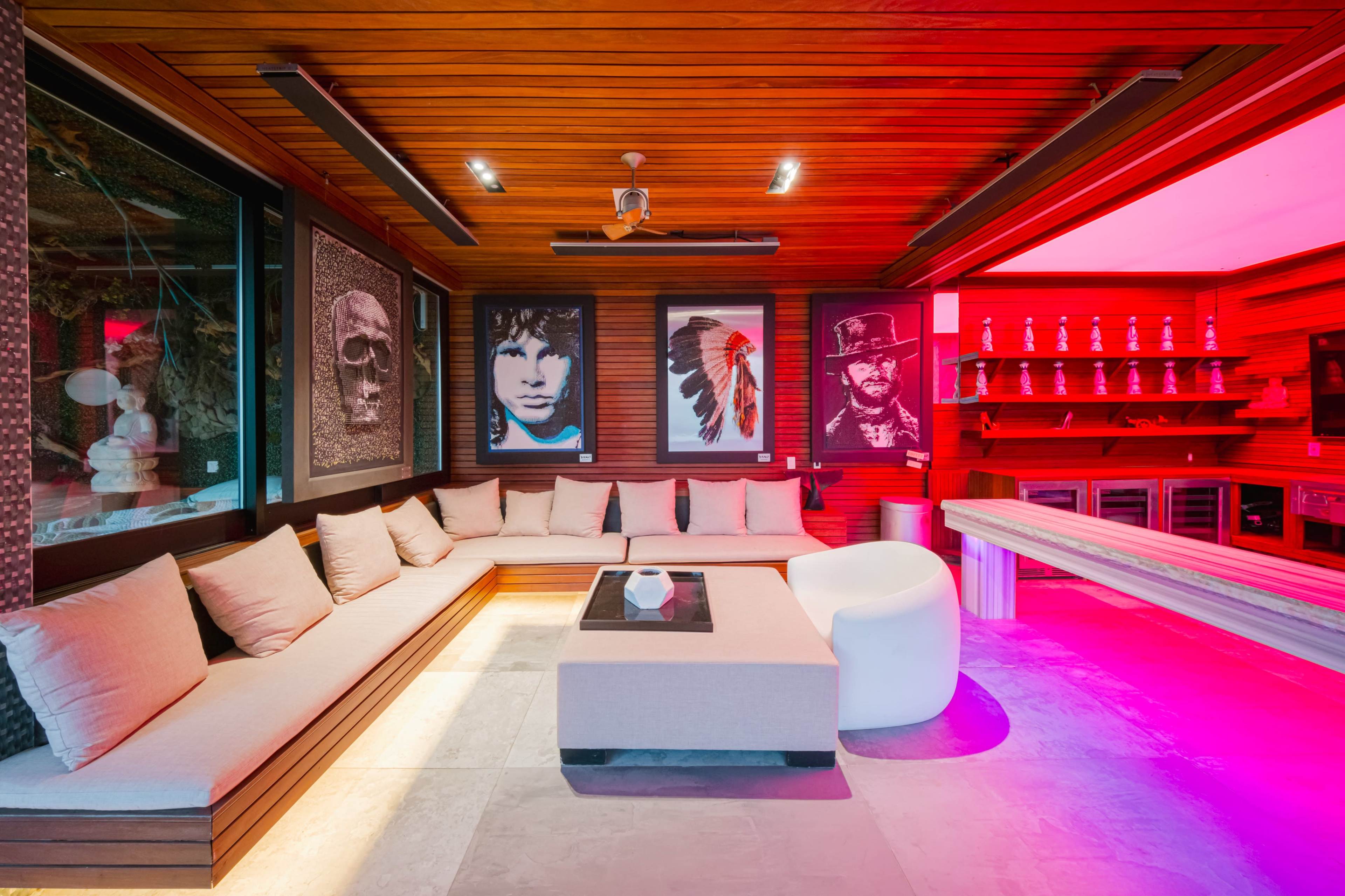 MODERN ZEN LUXE IN THE HILLS Image in Central LA, Los Angeles, CA