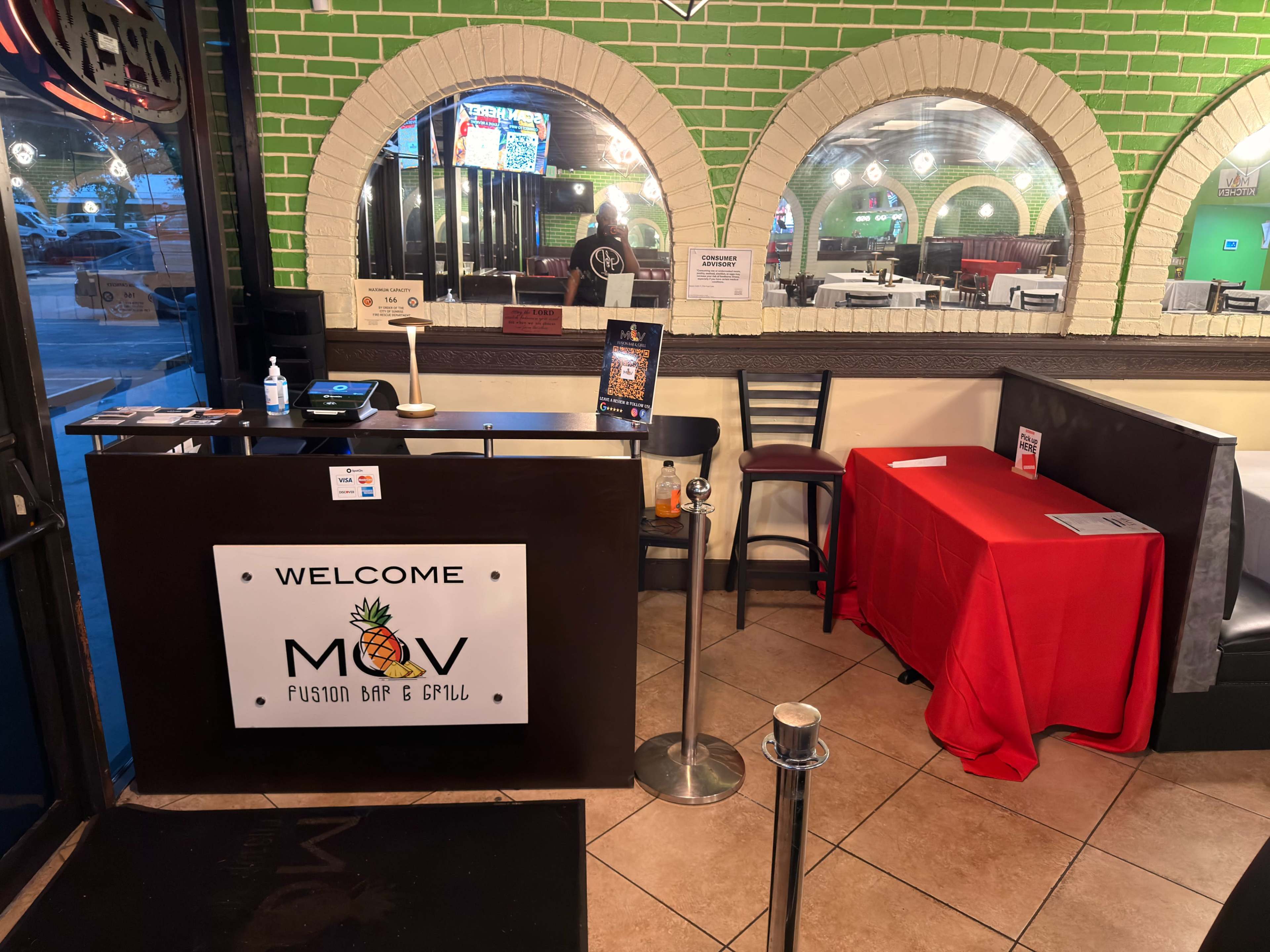 Spacious Restaurant w/ Stage & VIP Seating Image in Sunrise, Fort Lauderdale, FL