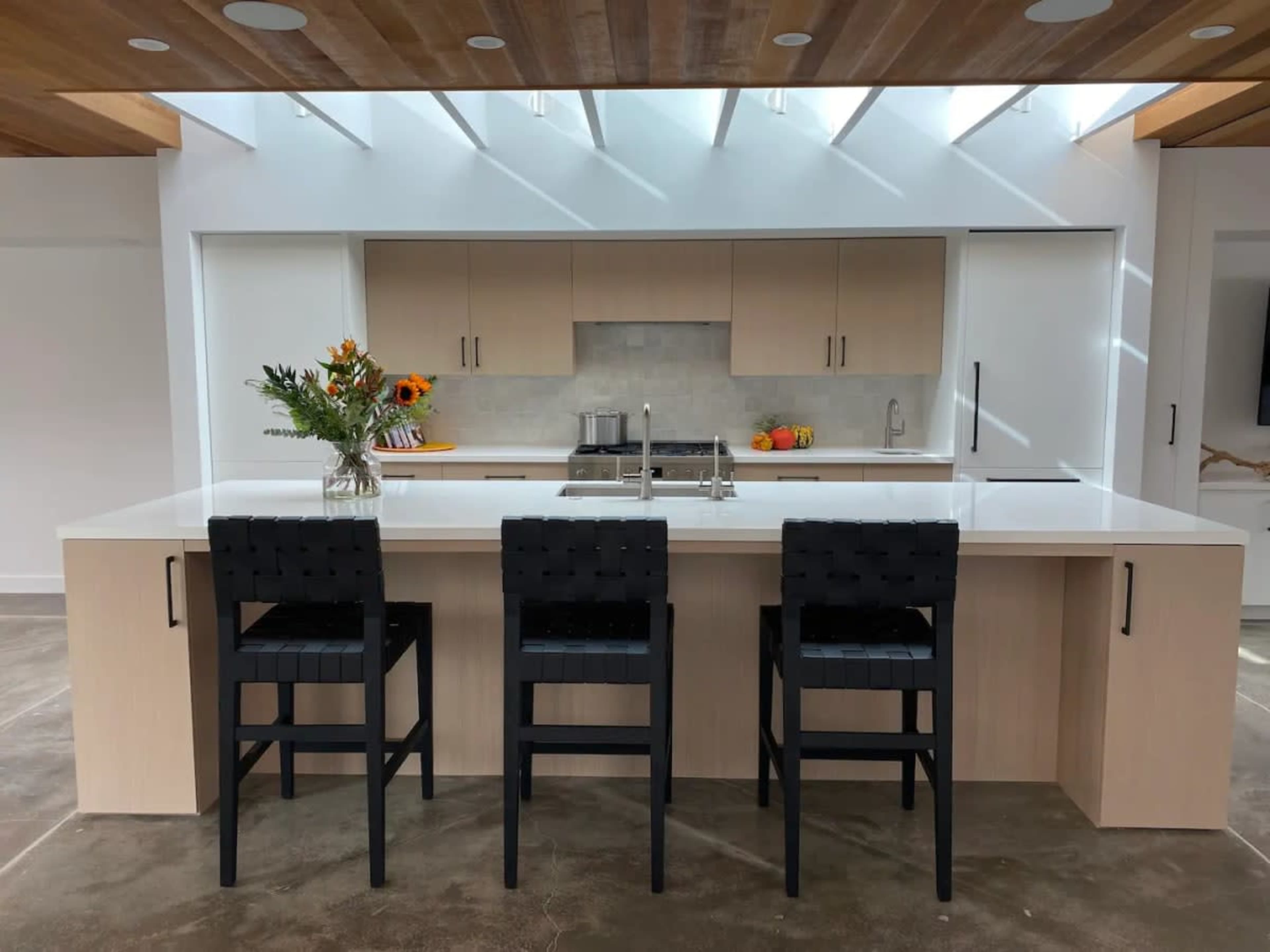 Luxury Waterfront Escape Home with Hot Tub, Firepit and many more! Image in Stinson Beach, Stinson Beach, CA