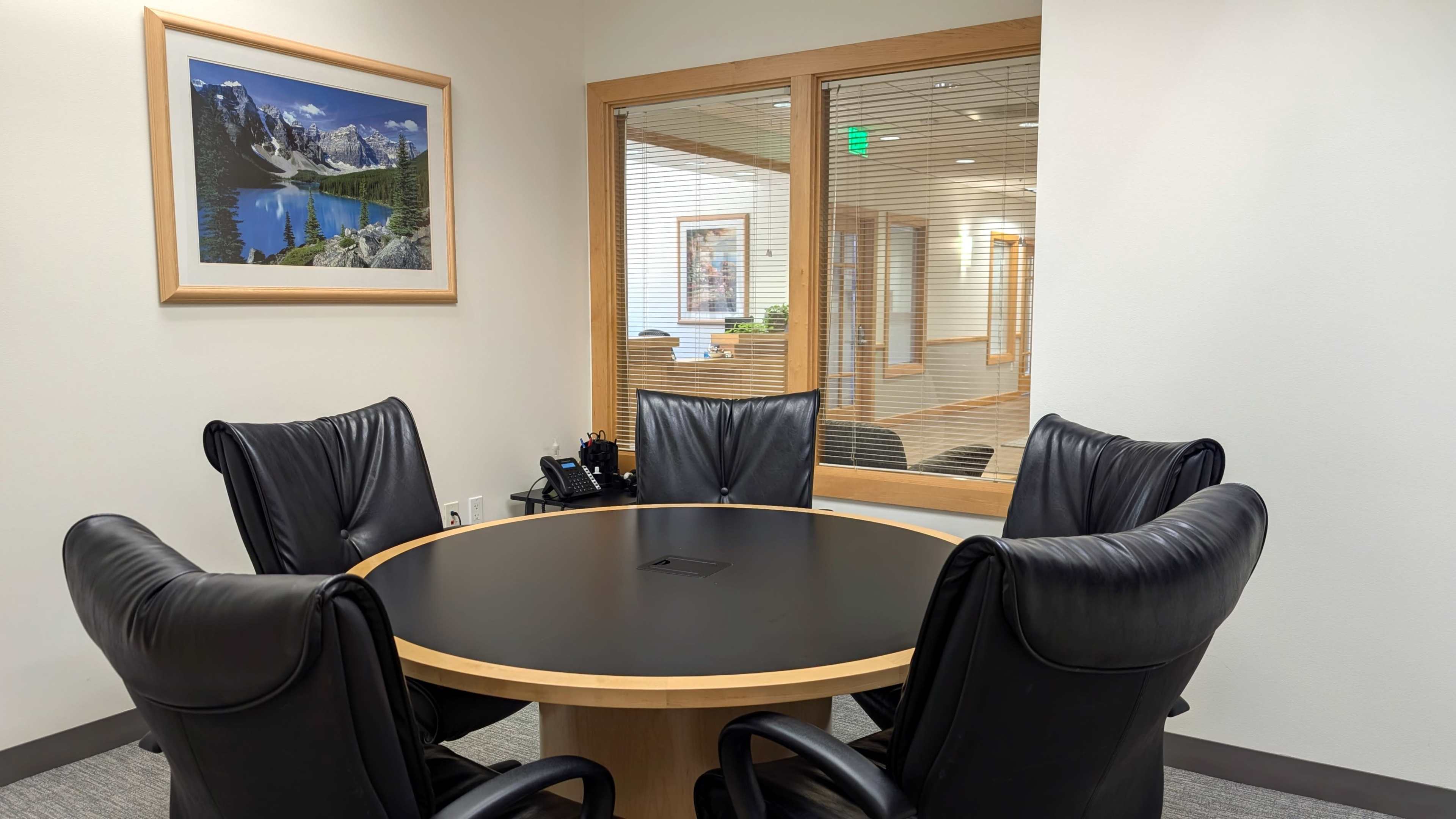 5-Person Meeting Room in the Financial District Image in Financial District, San Francisco, CA
