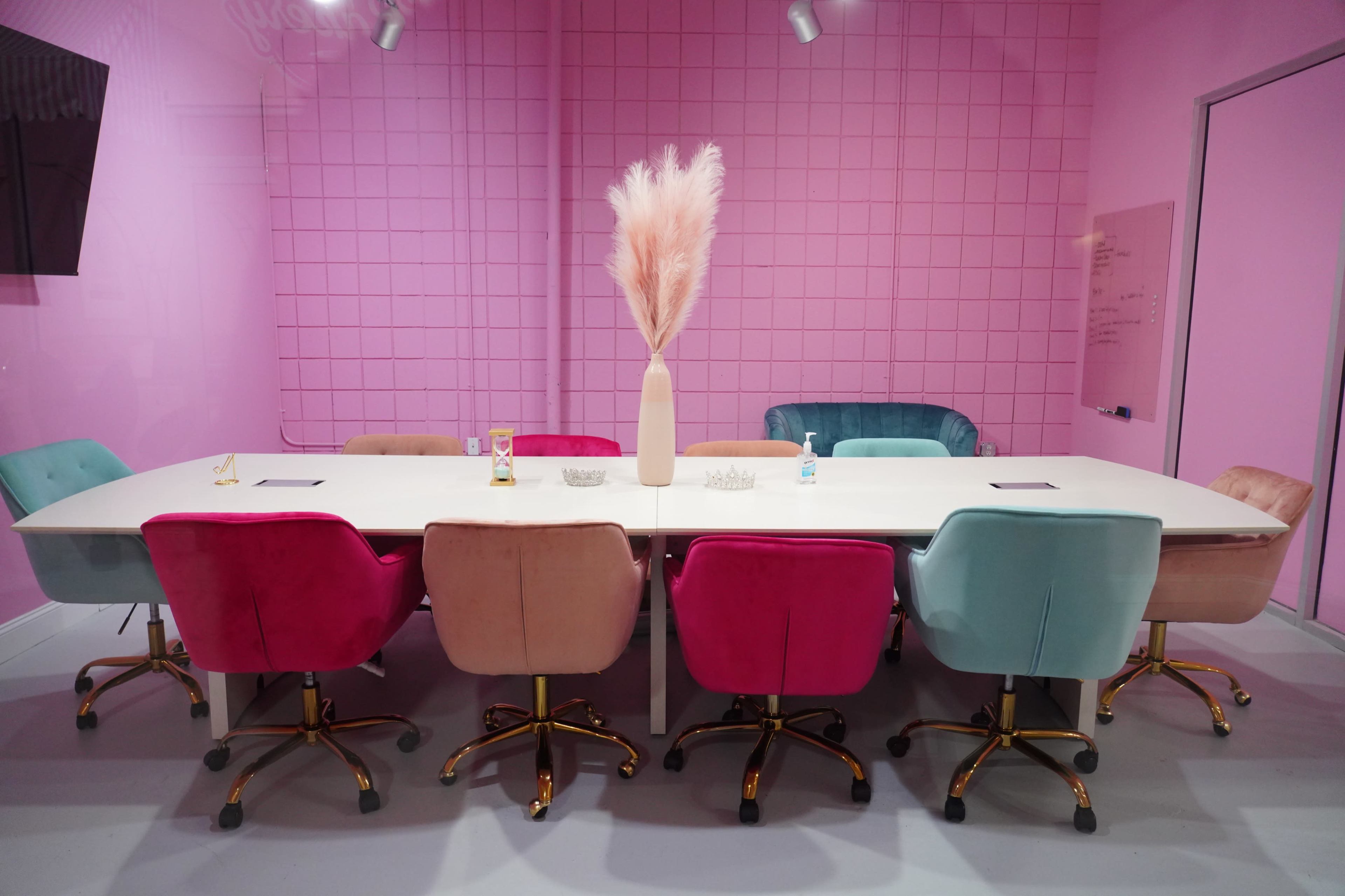 Elegantly Decorated Conference Room Image in Hills Park, Atlanta, GA