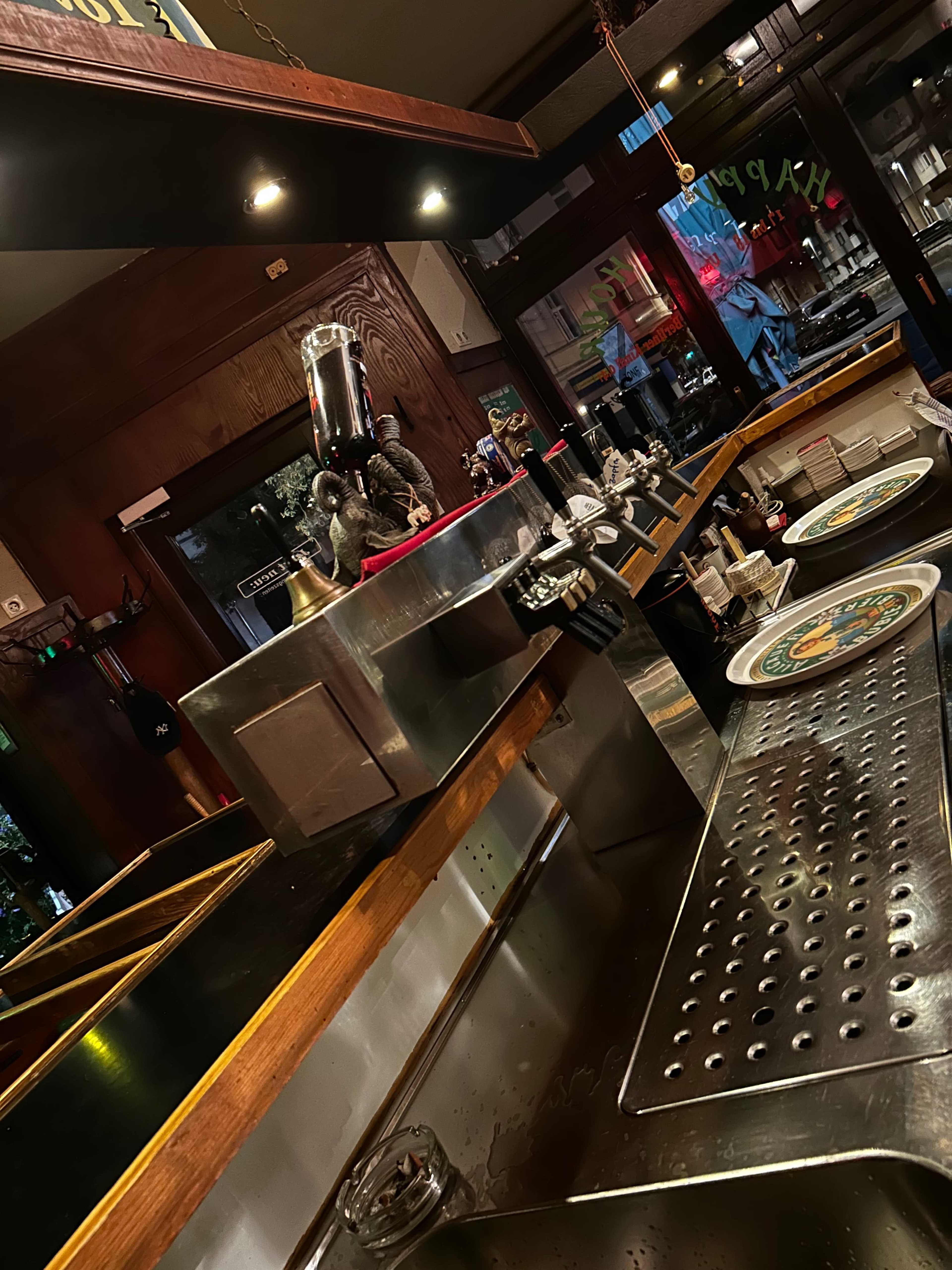 Nostalgische Bar für Events jedlicher Art mit Sommergarten Image in Friedenau, BERLIN