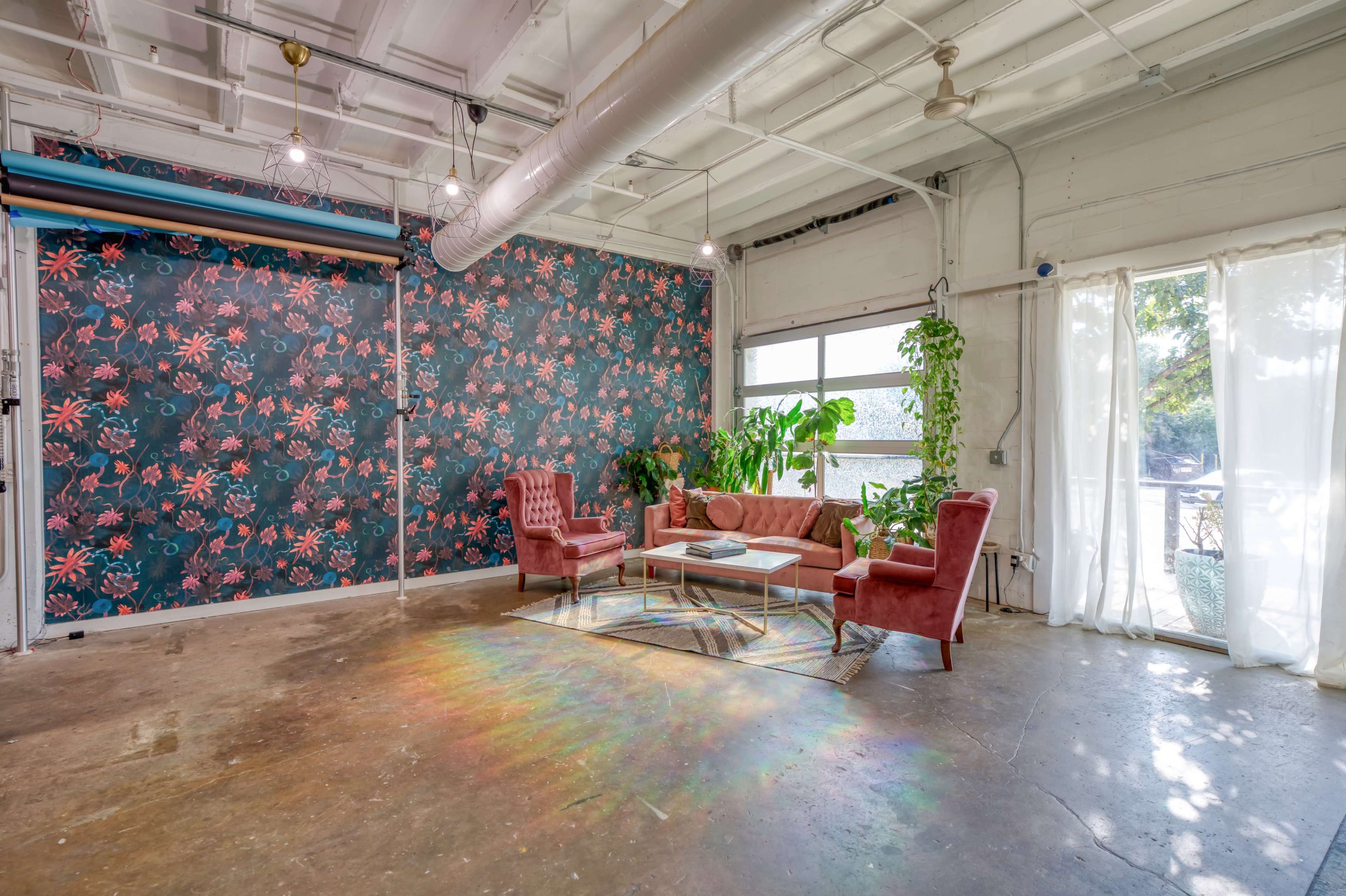 Photo Studio in Downtown San Antonio Near the Historic Pearl - Studio A Image in Dignowity Hill, san antonio, TX