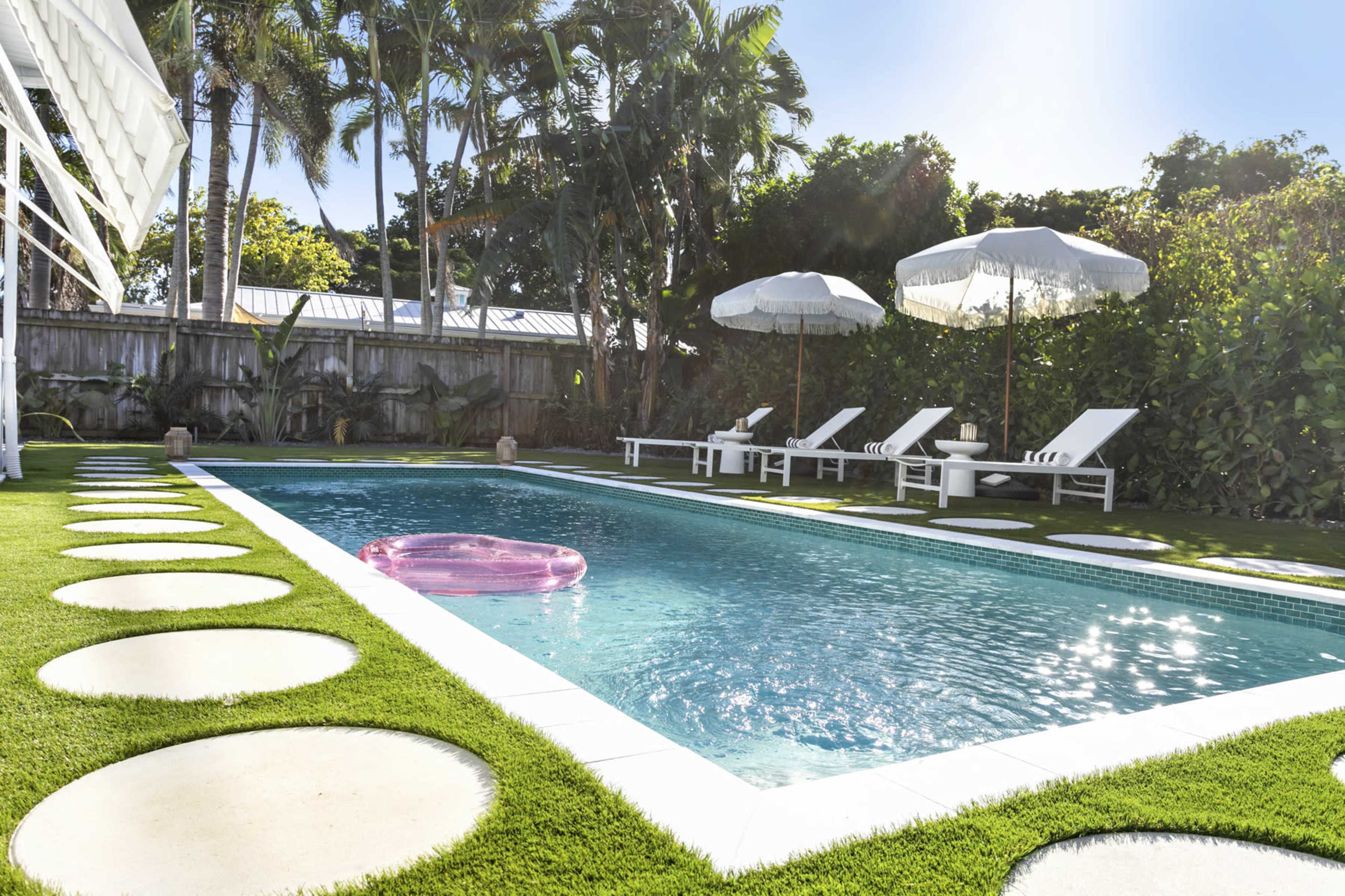 Fairhaven Mid Century Modern Home Image in North Palm Beach, north palm beach, FL