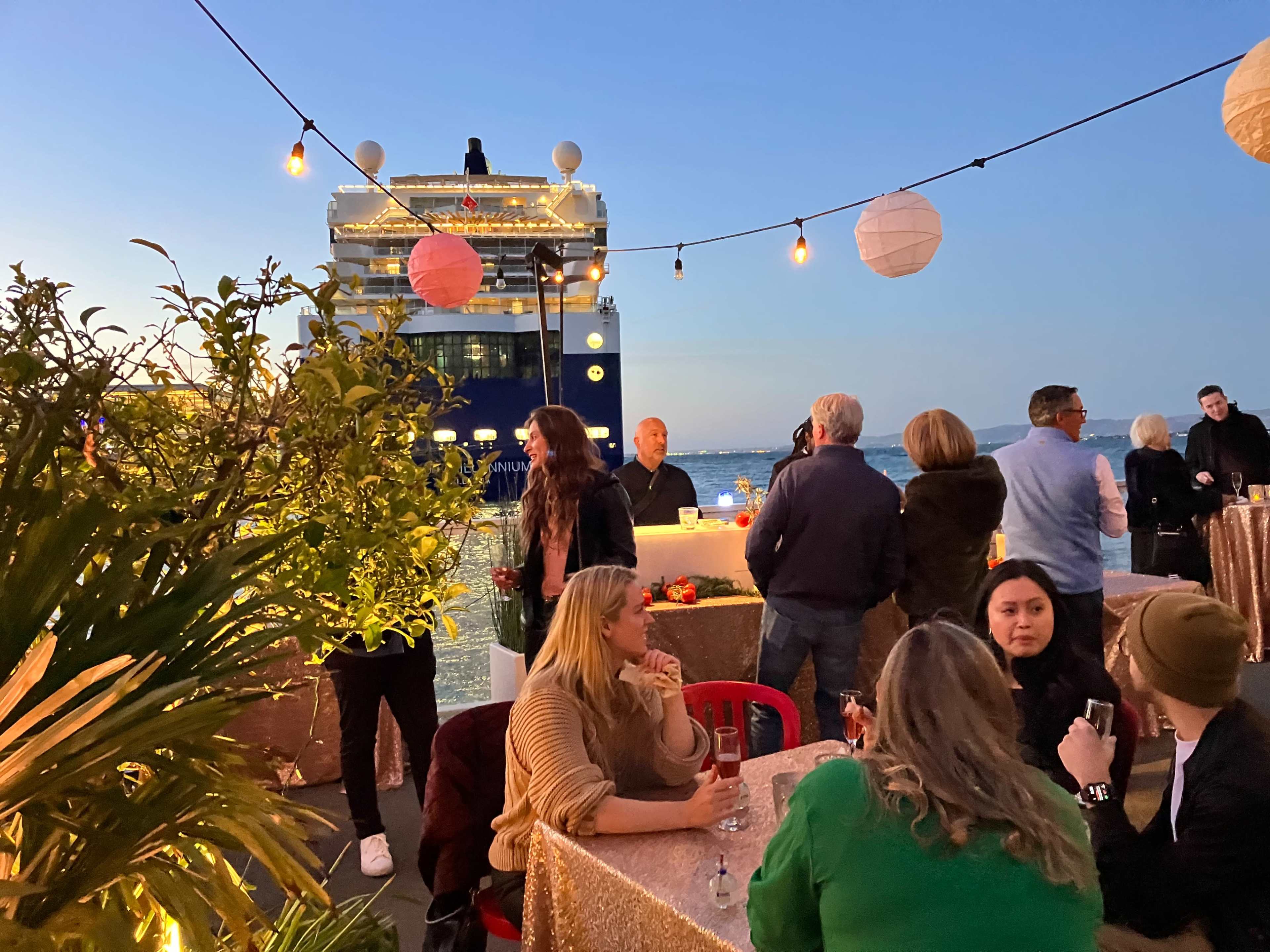 Waterfront Restaurant with Expansive Patio Image in Northern Waterfront, San Francisco, CA