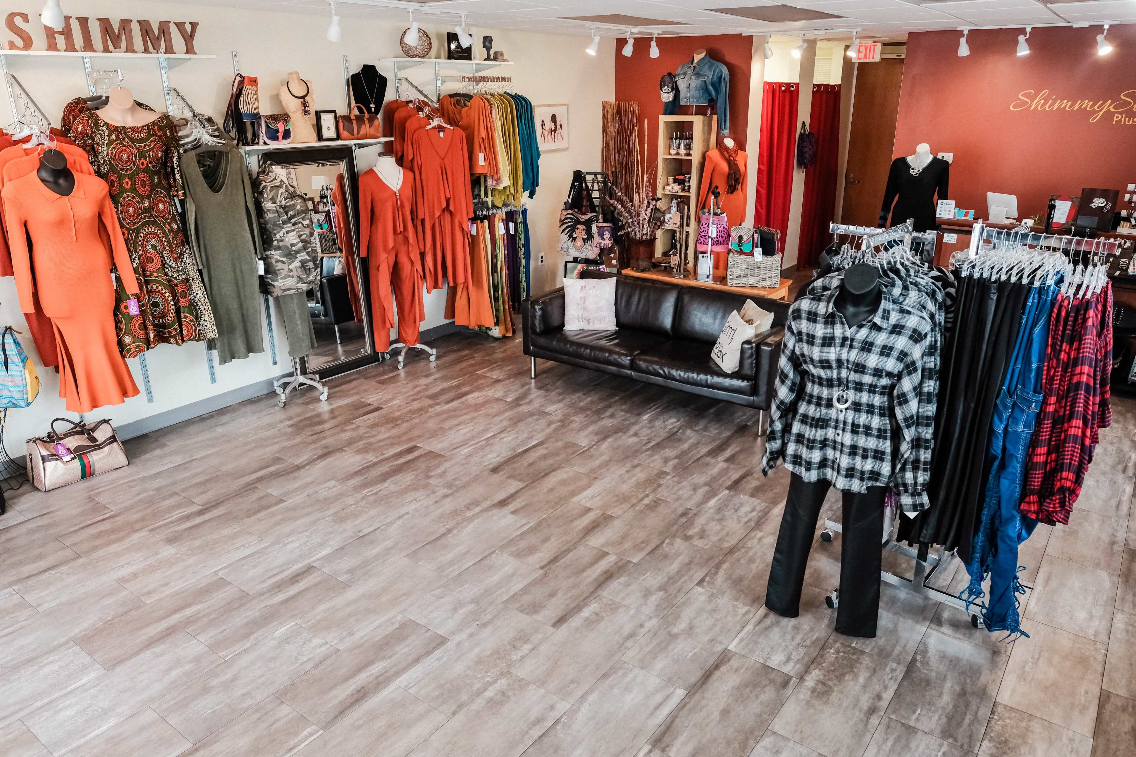 Trendy Suburban Boutique with ample parking Image in Columbia, Columbia, MD