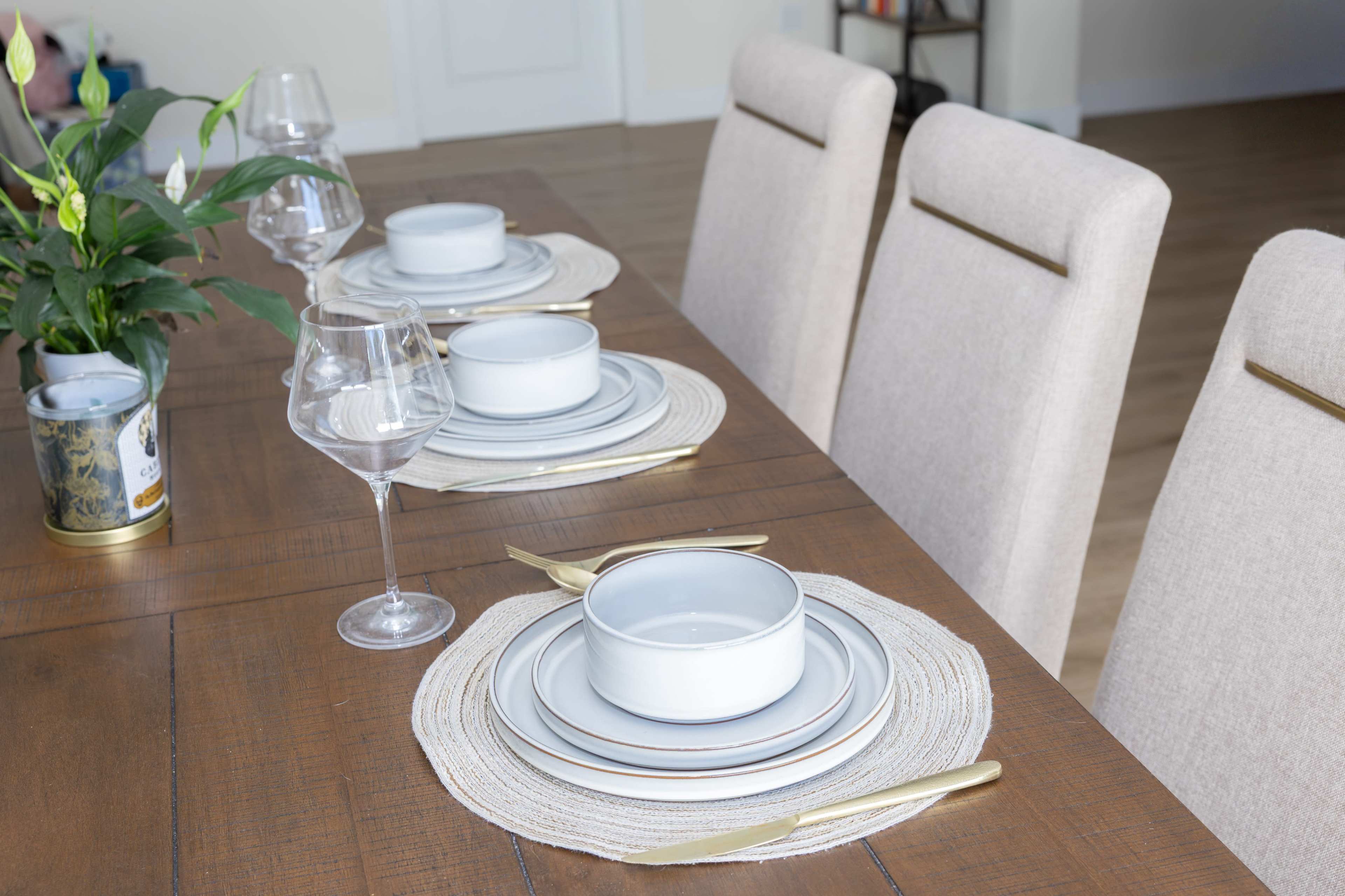 Suburban Modern Kitchen and Dining Image in , Largo, FL