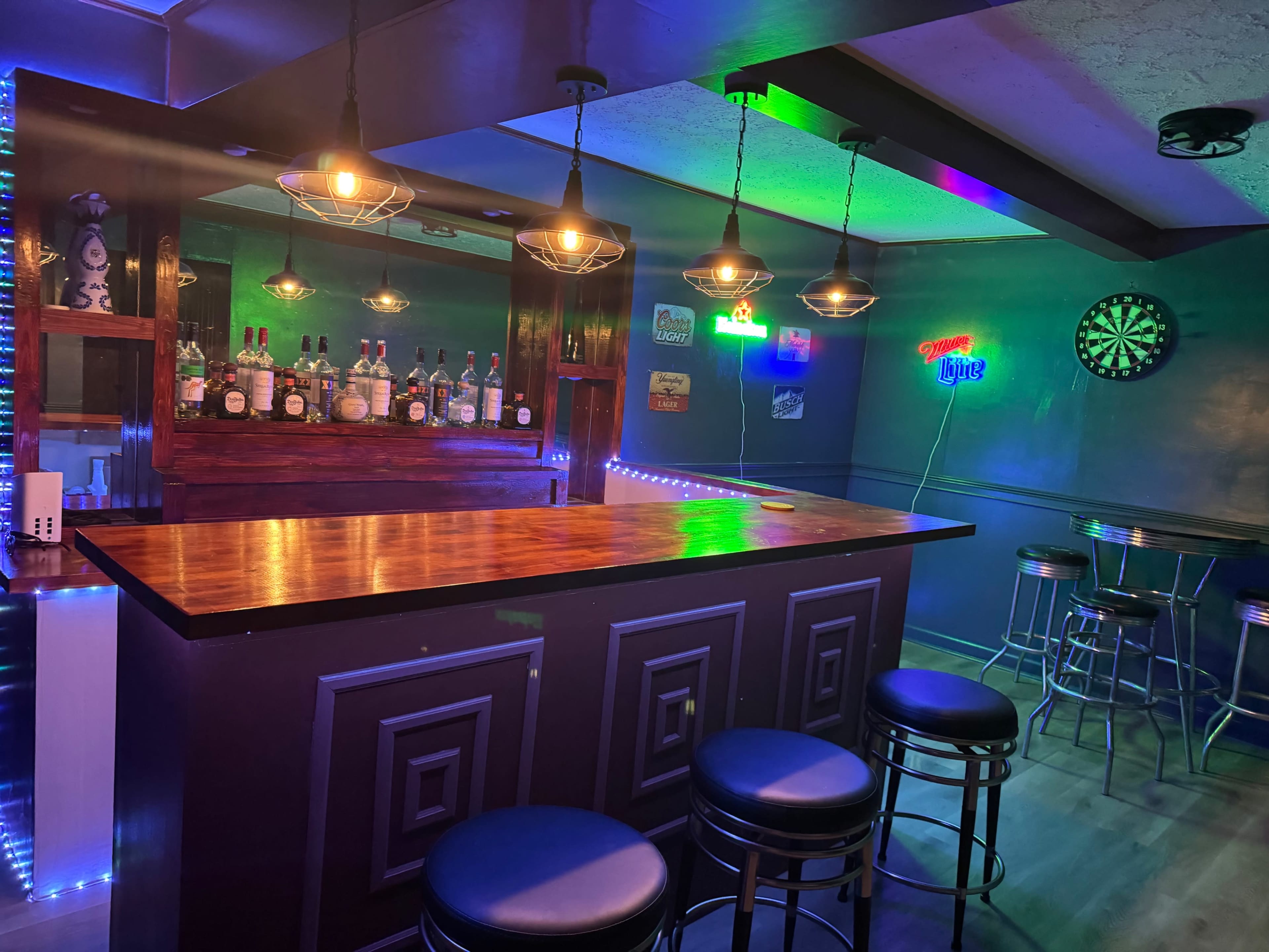 Bar Image in , decatur, GA