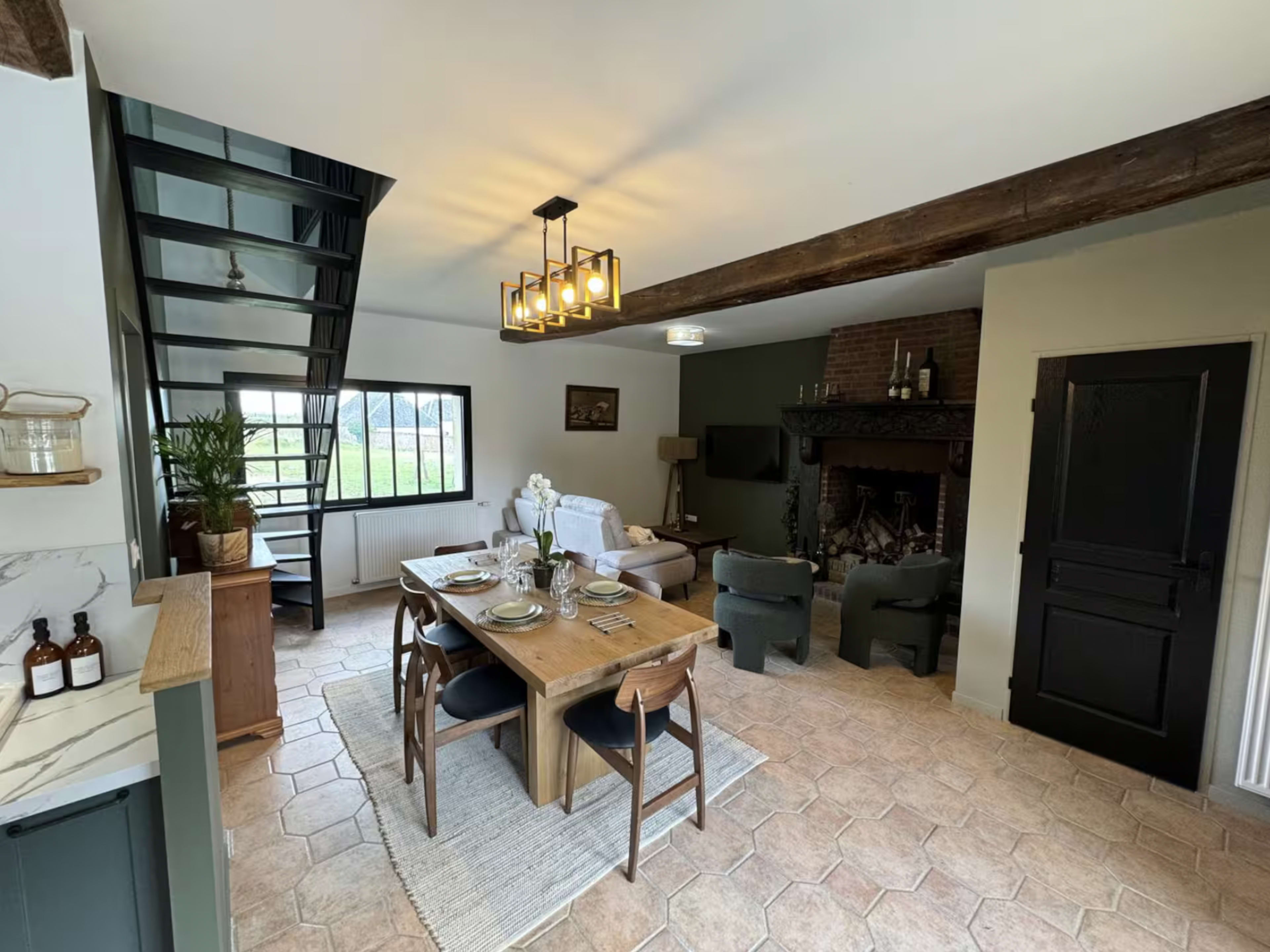 Domaine de charme en Normandie avec grand jardin et espace détente Image in , La Bellière