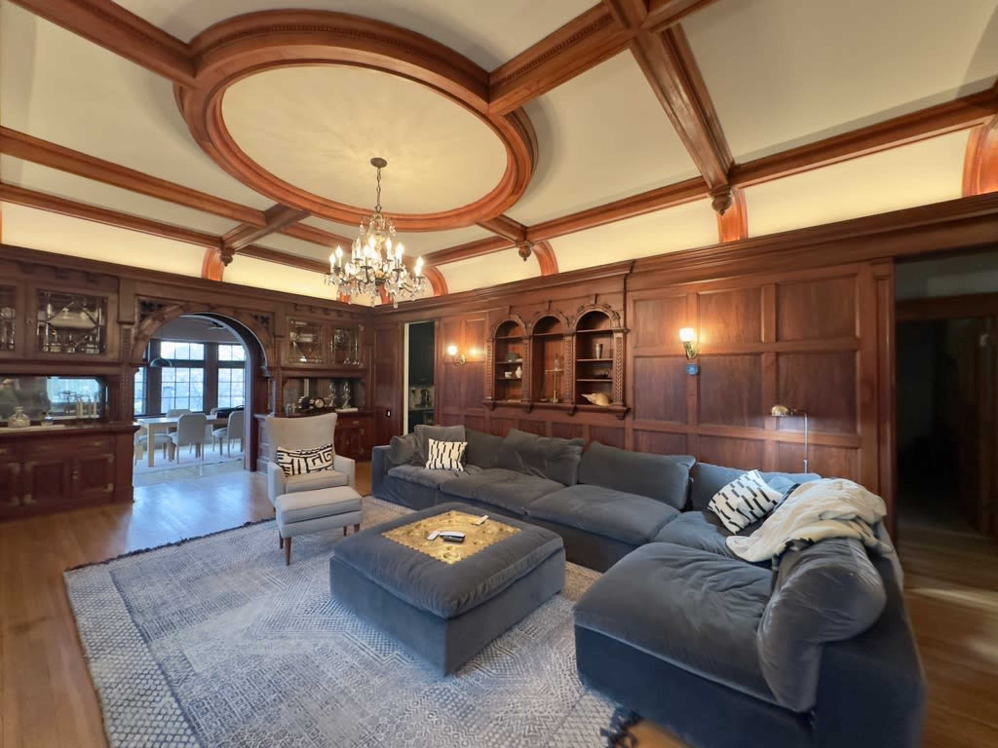 Elegant, Historic Victorian Mansion Image in Summit Hill, Saint Paul, MN
