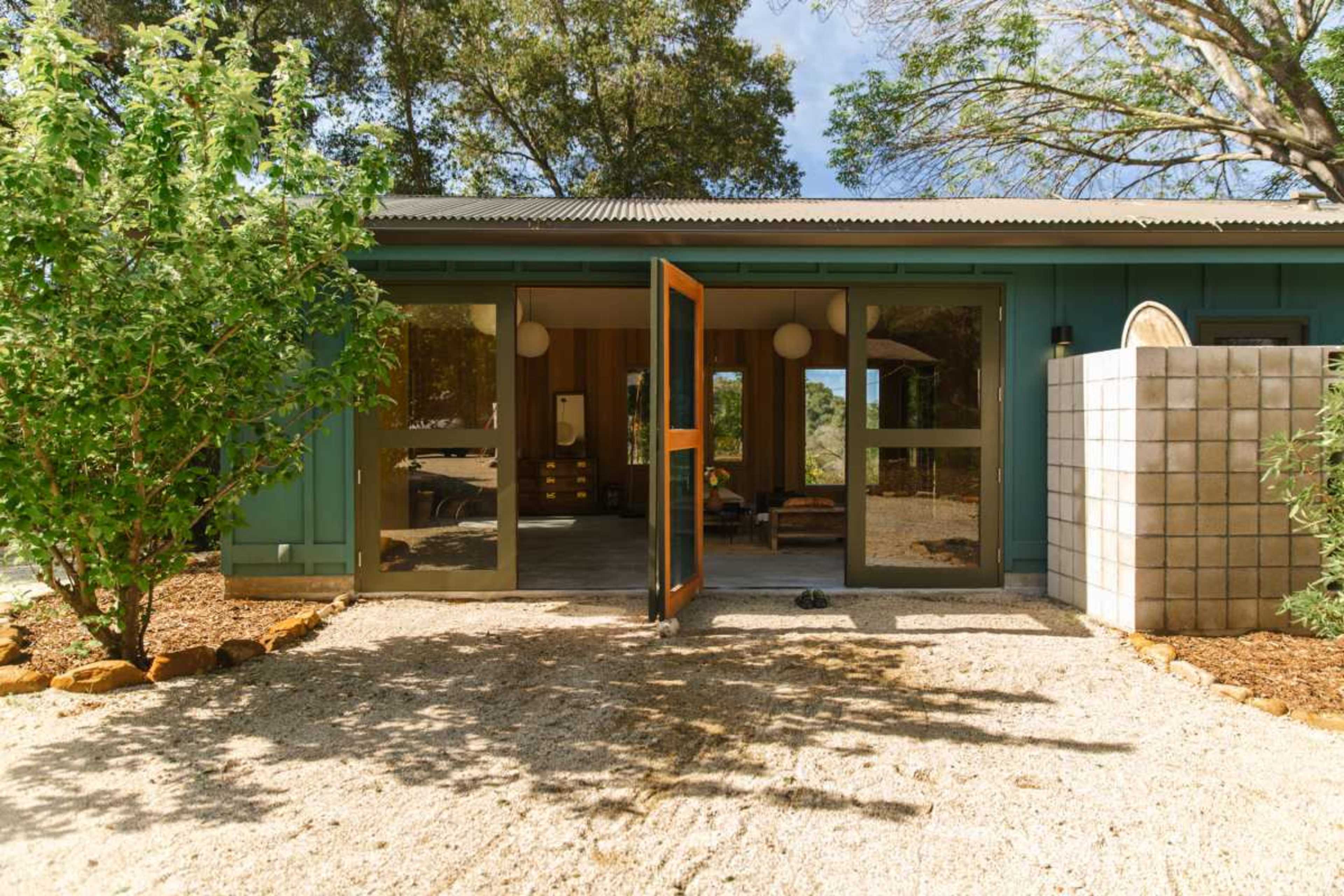 Villanova Studio: Creative Space, Expansive Views, Outdoor Gathering Image in Mira Monte, Ojai, CA