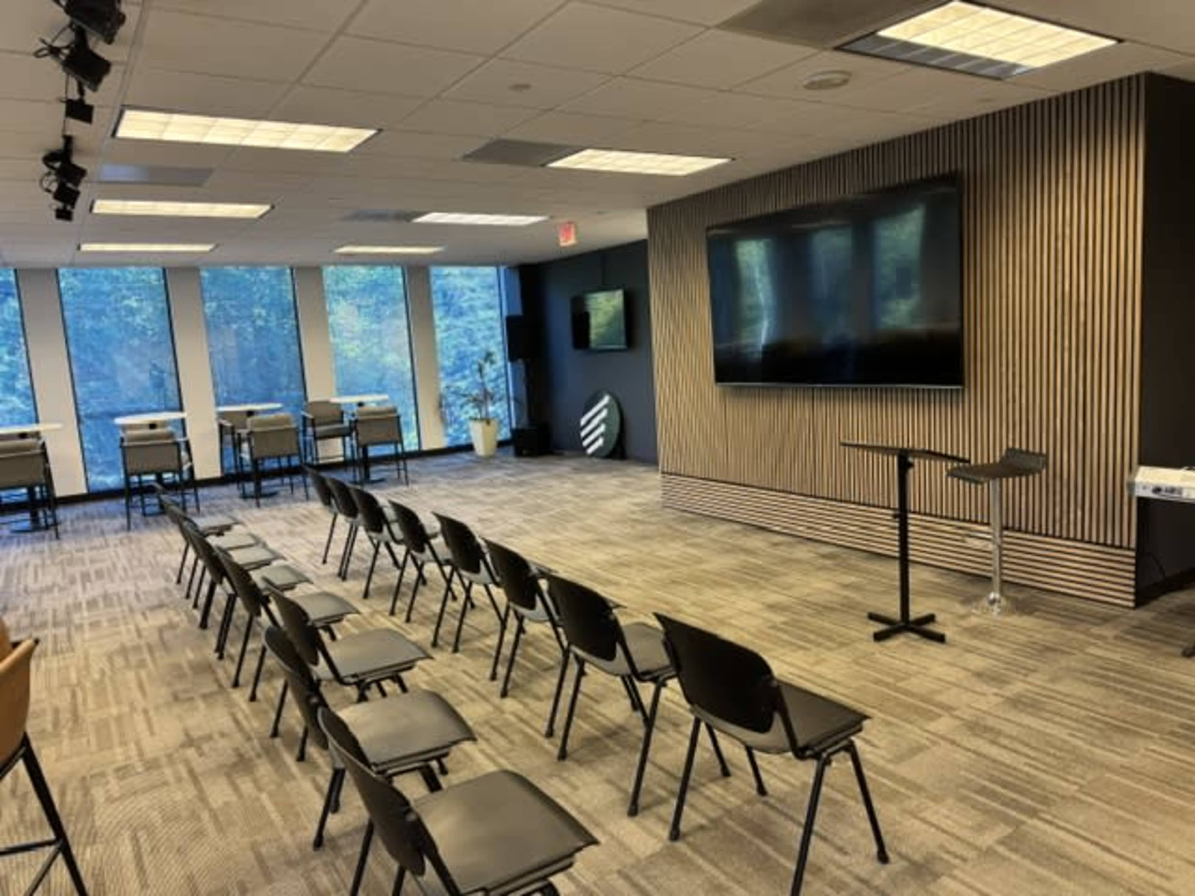 Main Conference room Image in Perimeter Center, Dunwoody, GA