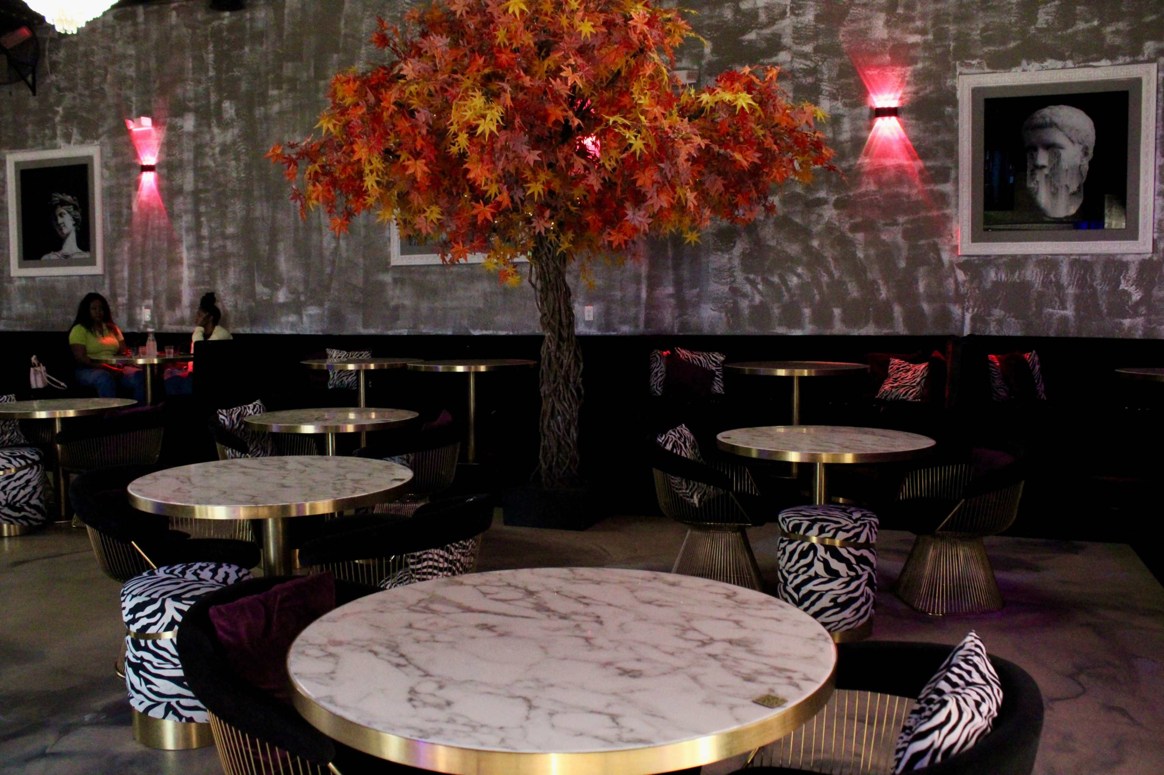 Westheimer Lounge Space Image in Eldridge / West Oaks, Houston, TX