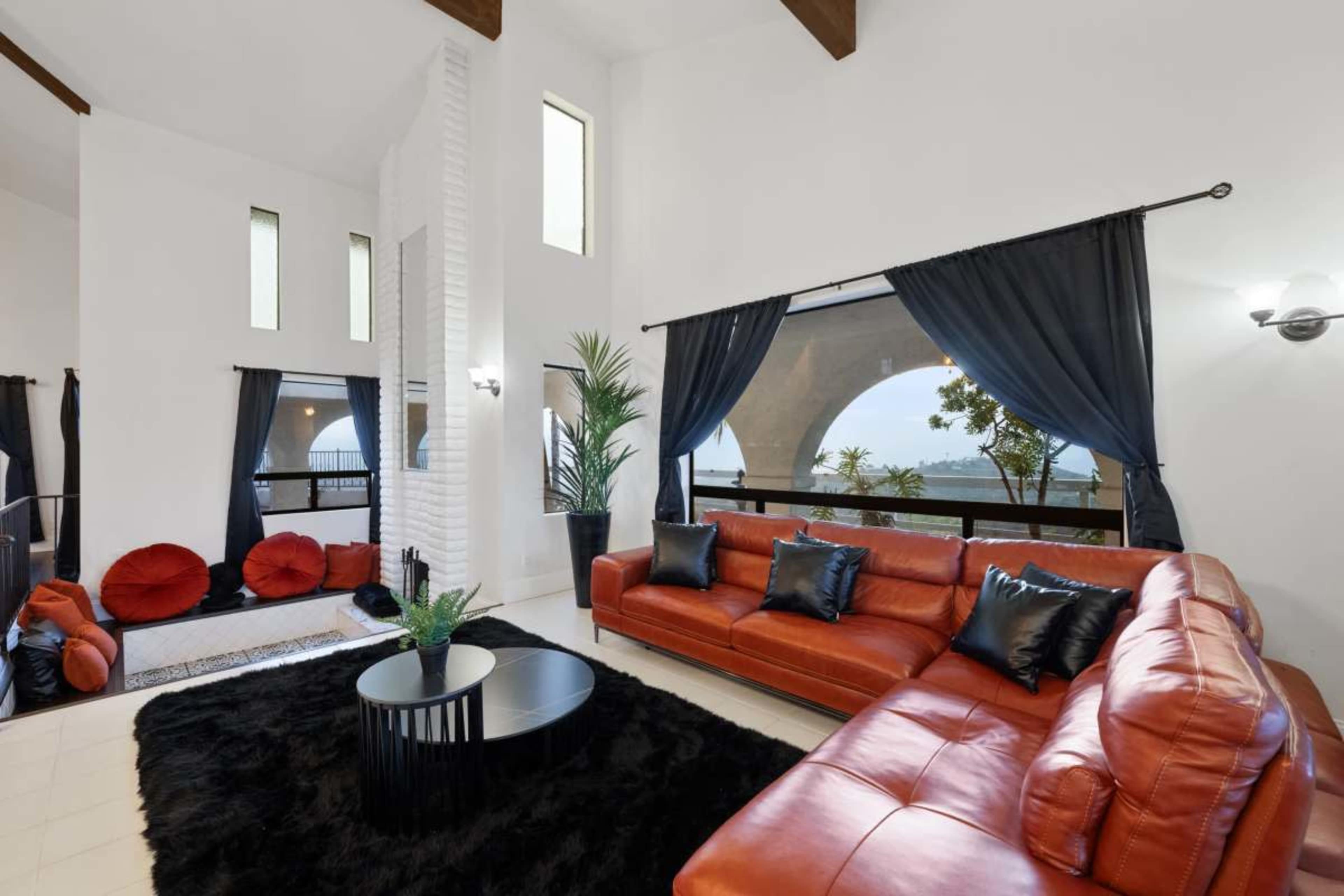 Villa Rosa Image in , Fallbrook, CA