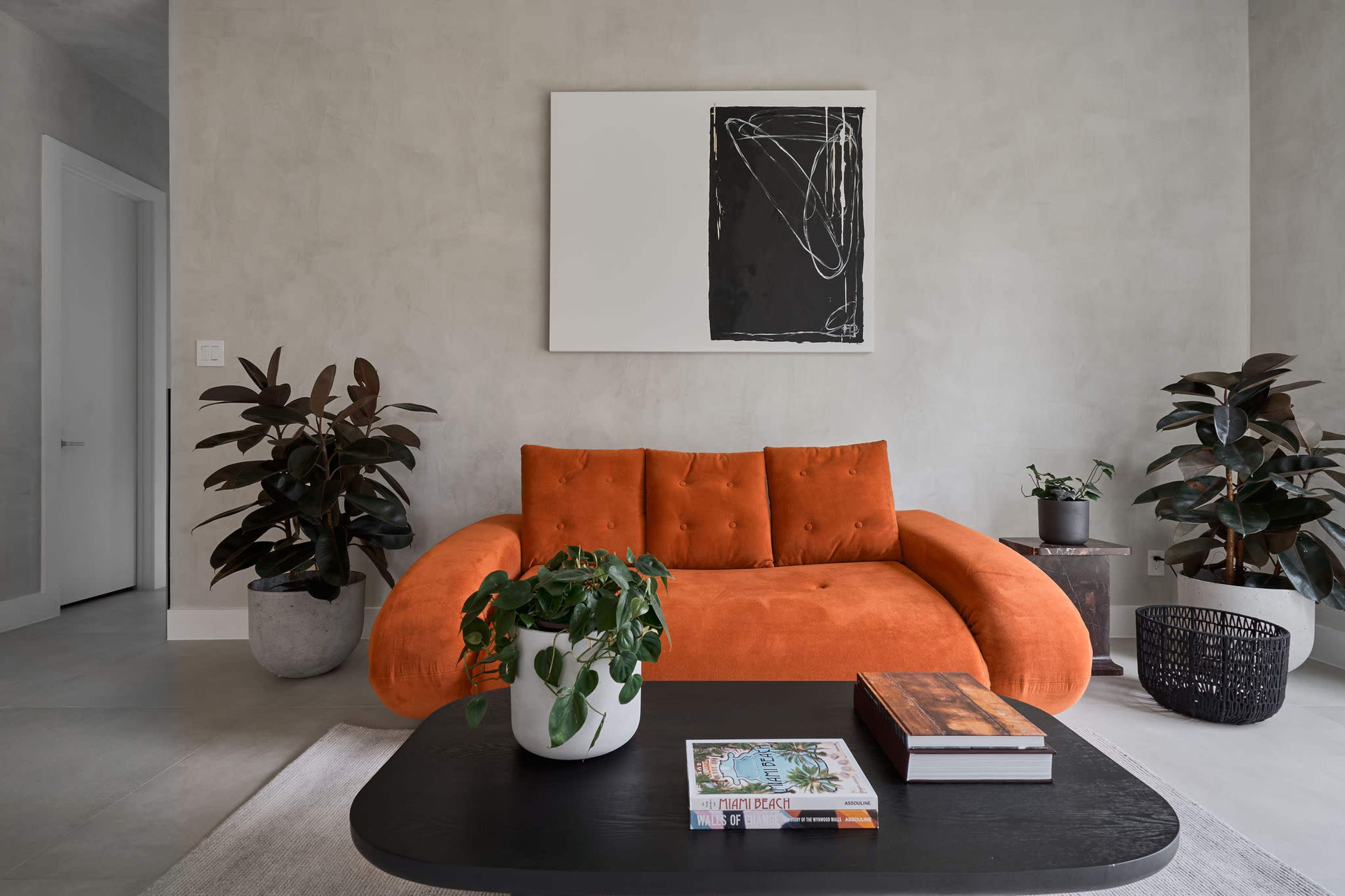Suburban Luxury: The Brown Oak Image in , Conroe, TX