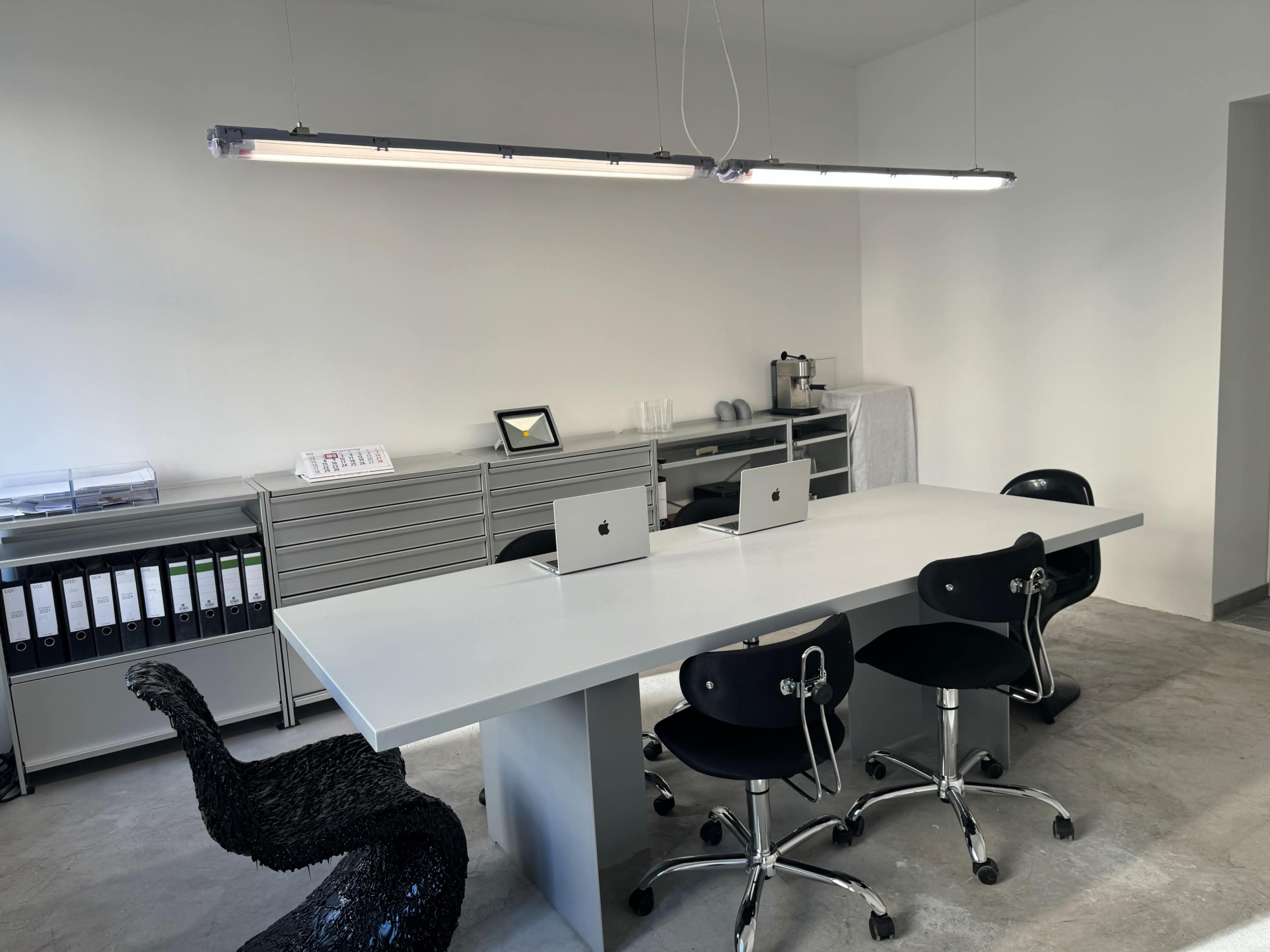 Exklusiver Event- und Office Space – Ein Design-Meisterwerk mit einzigartigen Möbeln und außergewöhnlichen Objekten. Image in Mitte, Berlin