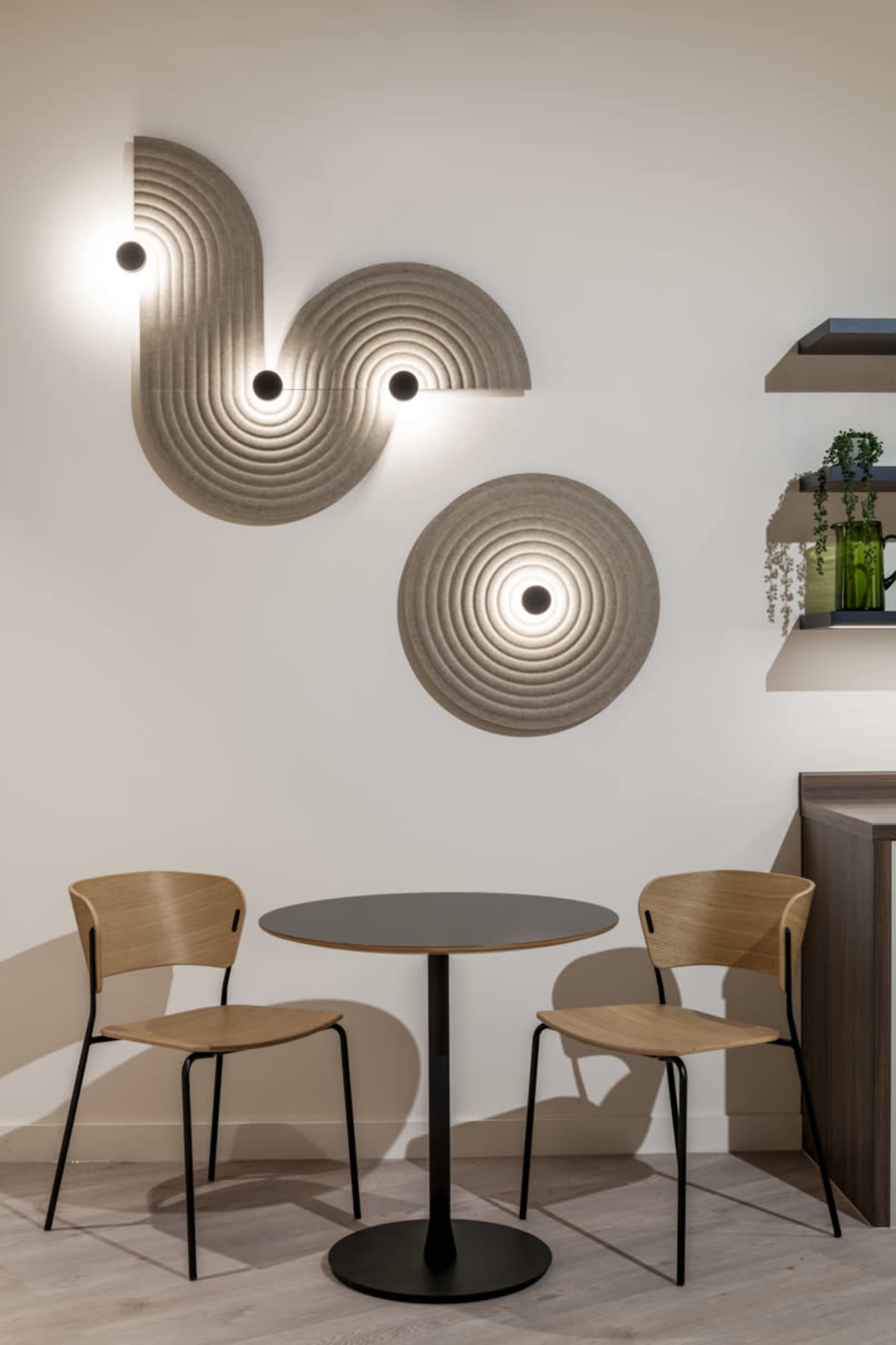 4 Person Meeting Room - "Huddle Room" in Elephant Park, Elephant & Castle Image in London, London, ENG