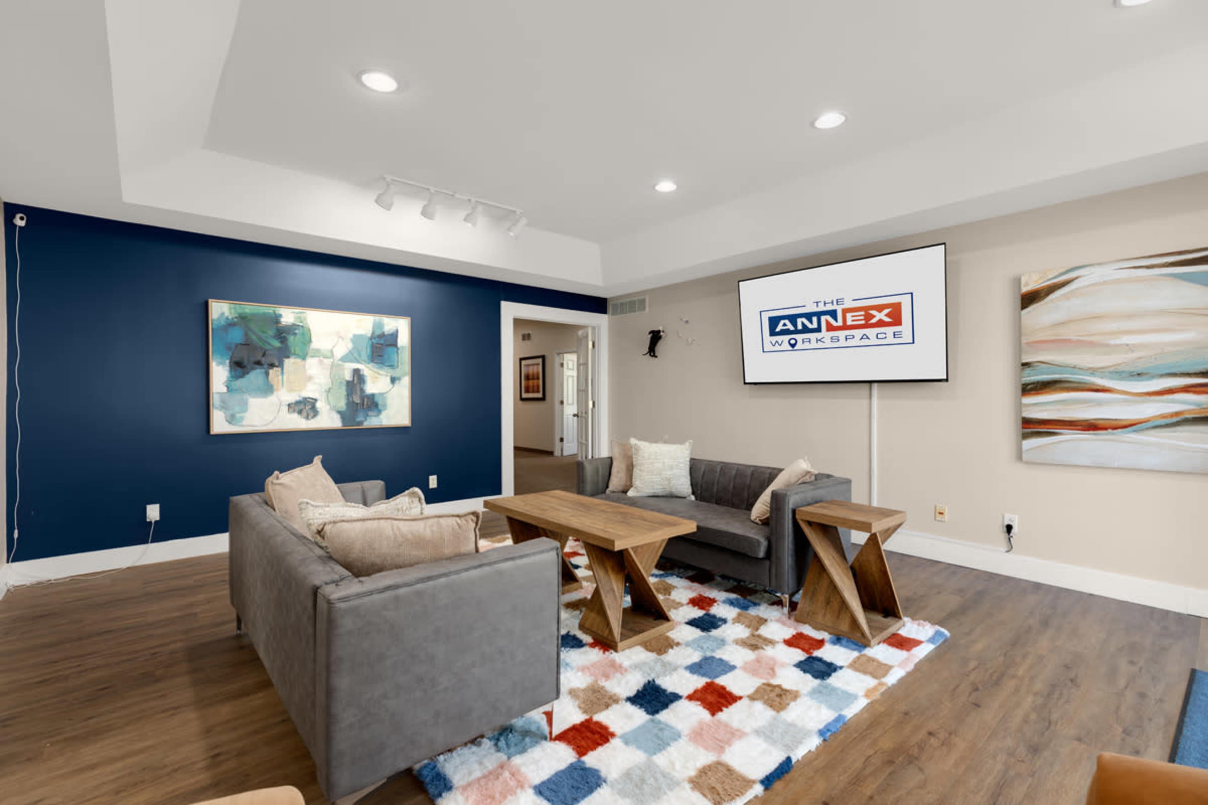 Luxe Lounge Image in O'Fallon Township, St. Peters, MO