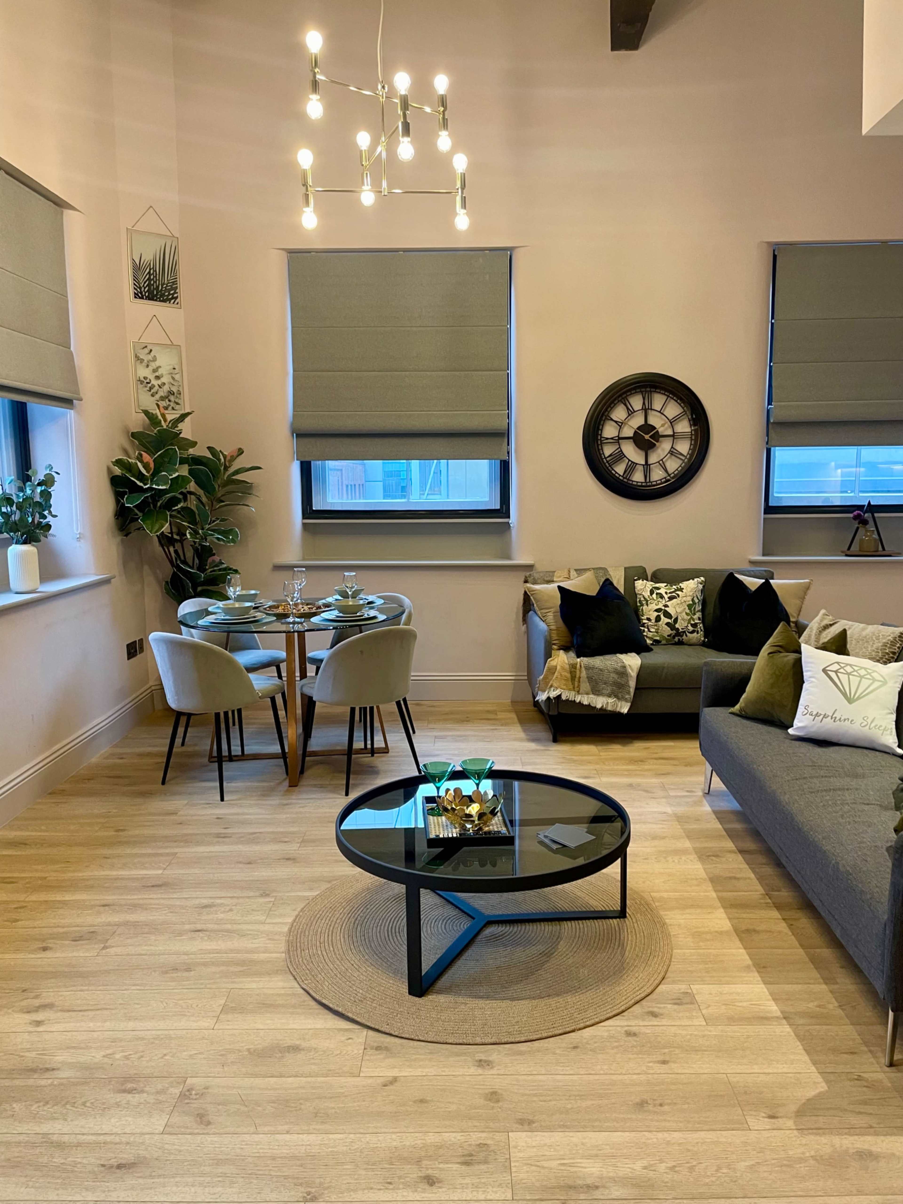 New York style unique spacious apartment Image in Chinatown, Manchester, ENG