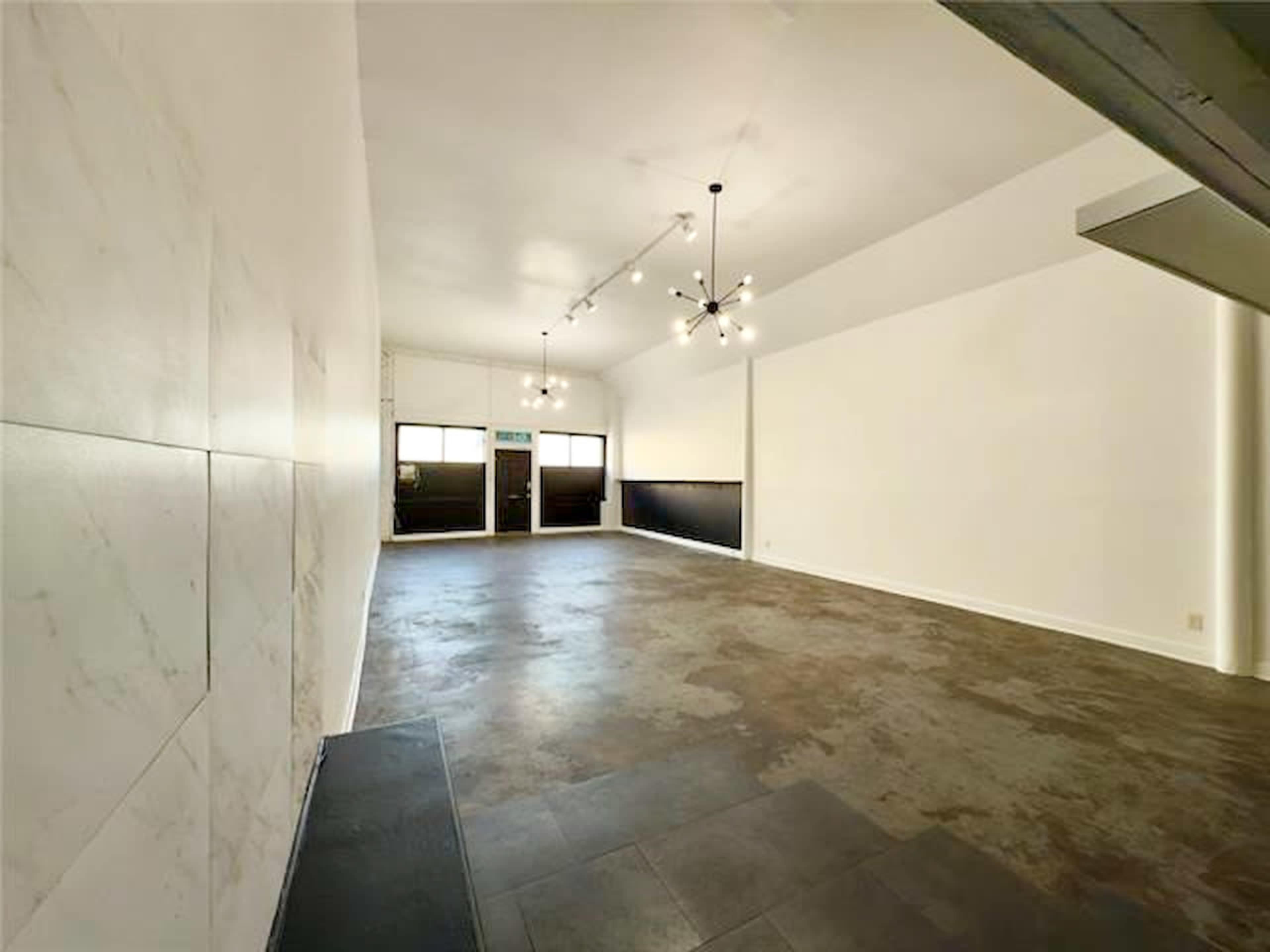 Modern Loft Studio Downtown Image in Cedars, dallas, TX