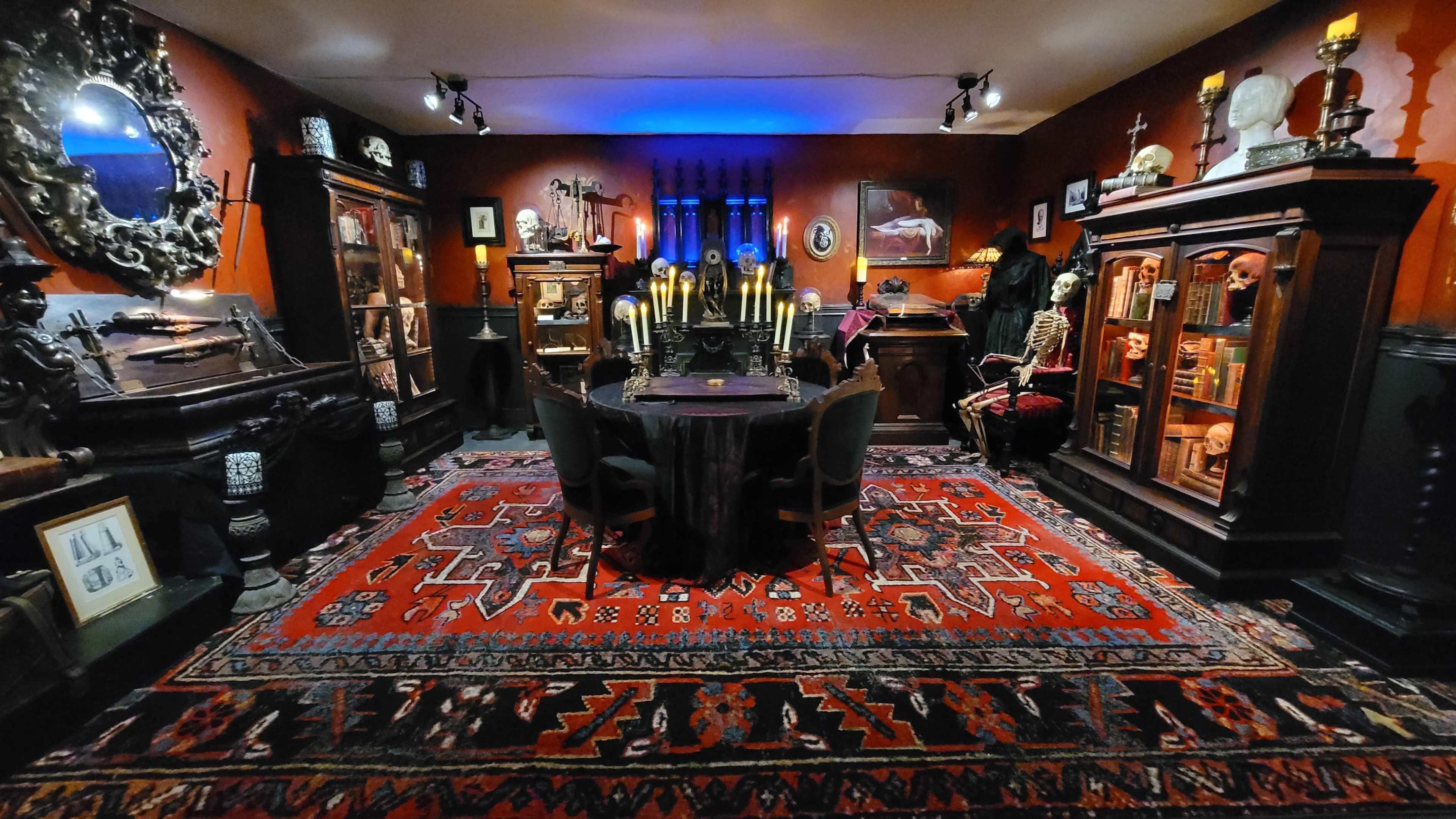 Vault Macabre Seance room Image in Salem, Salem, MA