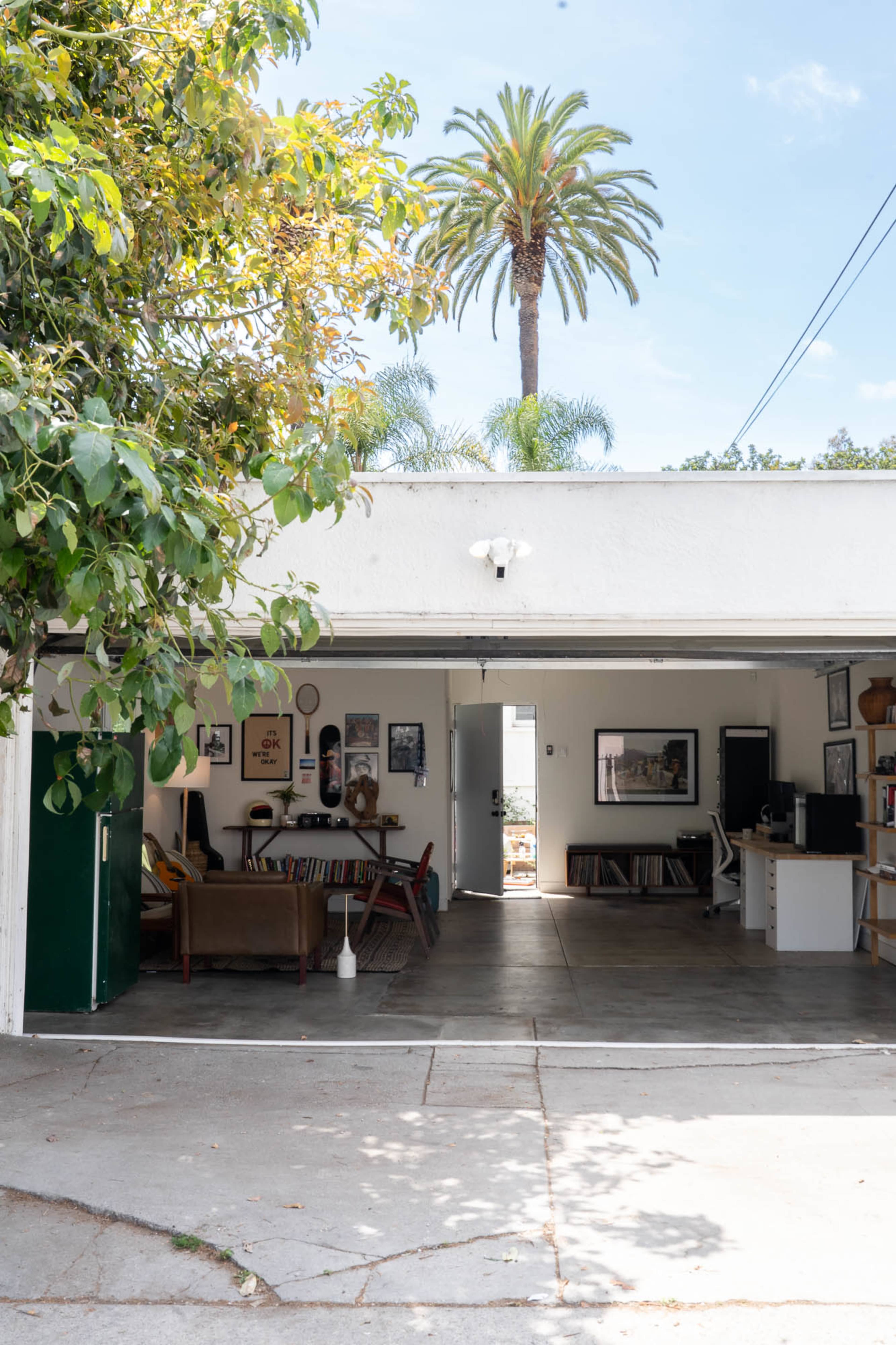 Garage / Creative Studio for Rent Image in South Wrigley, Long Beach, CA