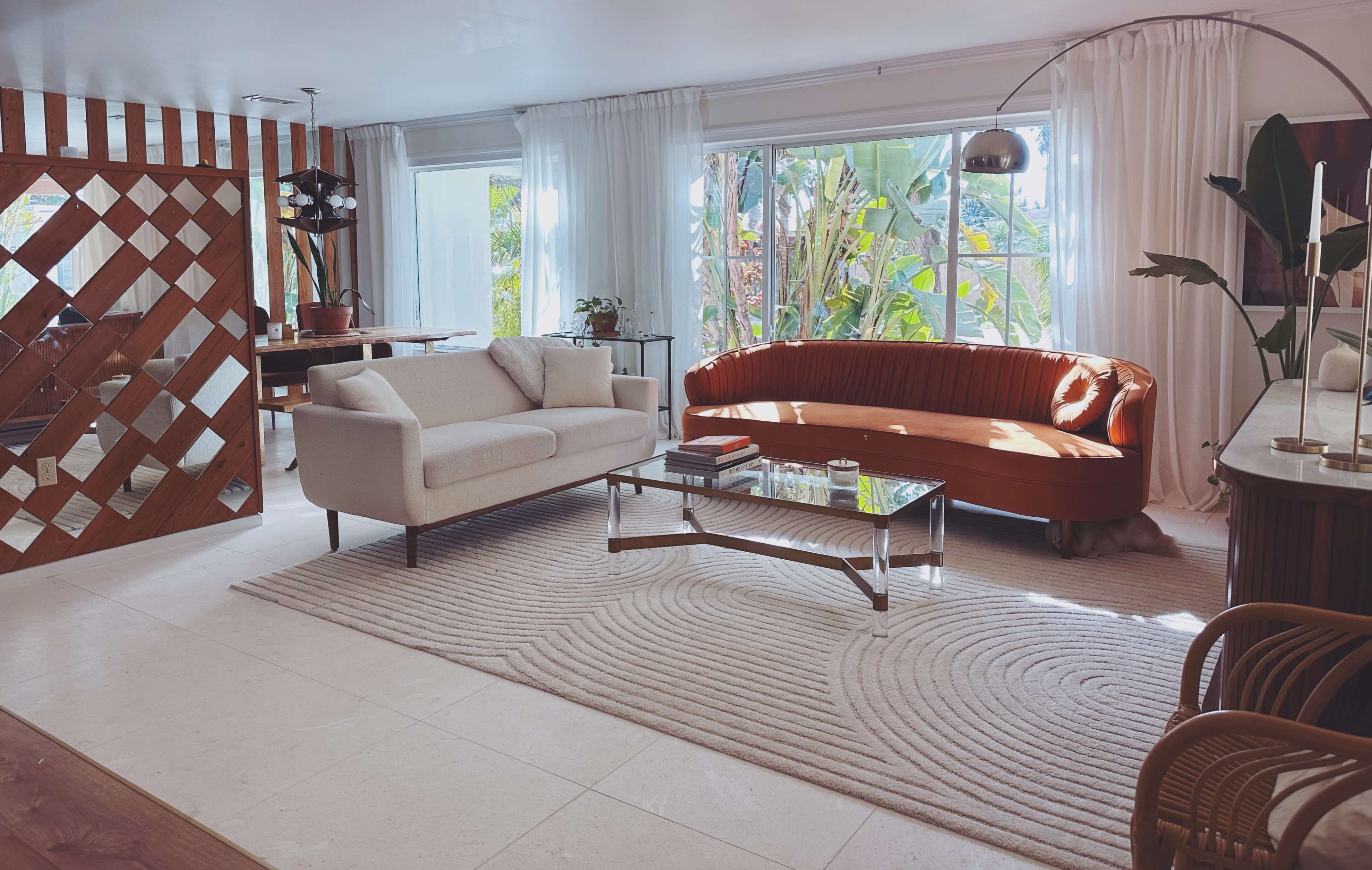 Waterfront Midcentury-Modern Villa Image in North Central, hollywood, FL