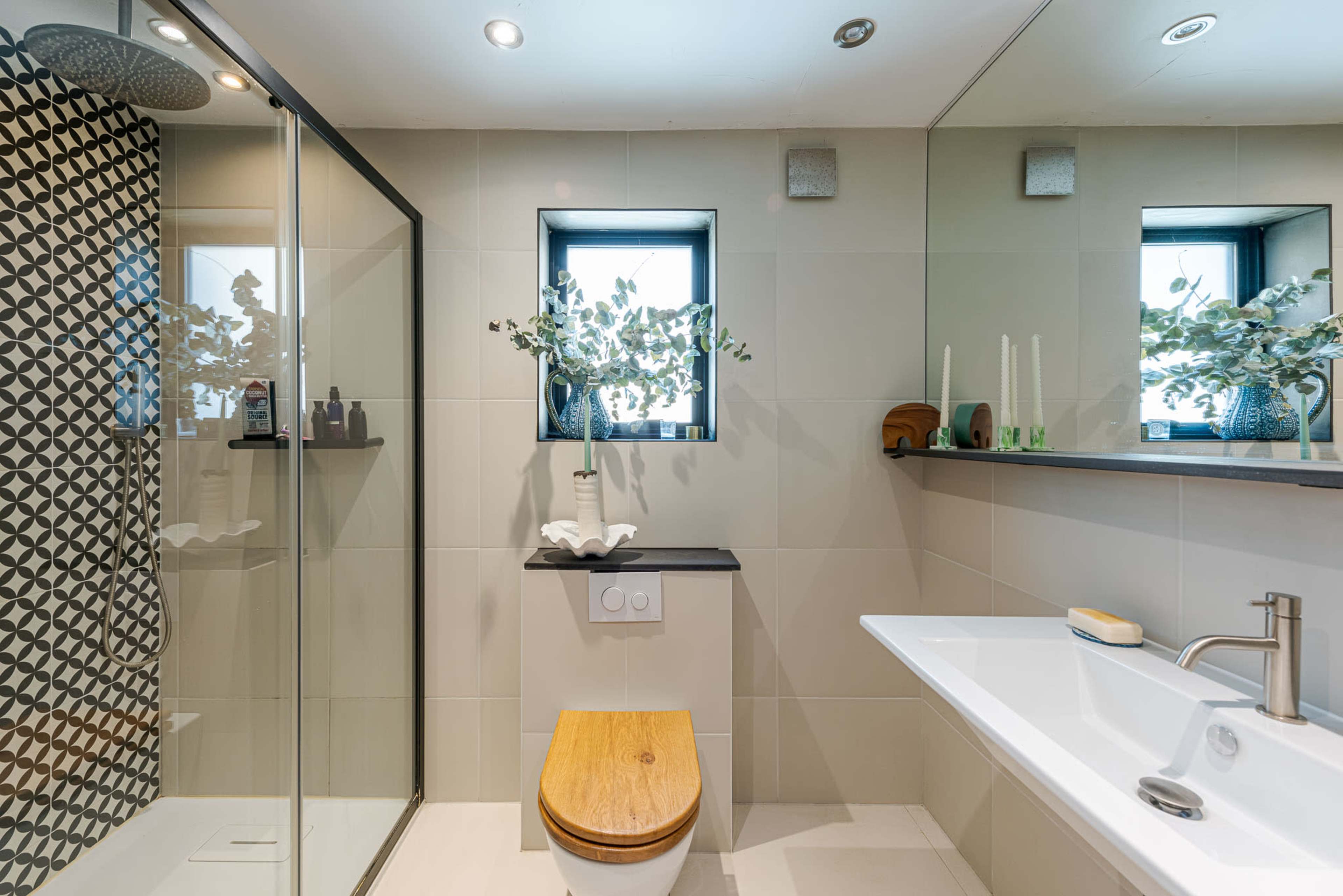 Lyndhurst Grove Image in London, London, ENG