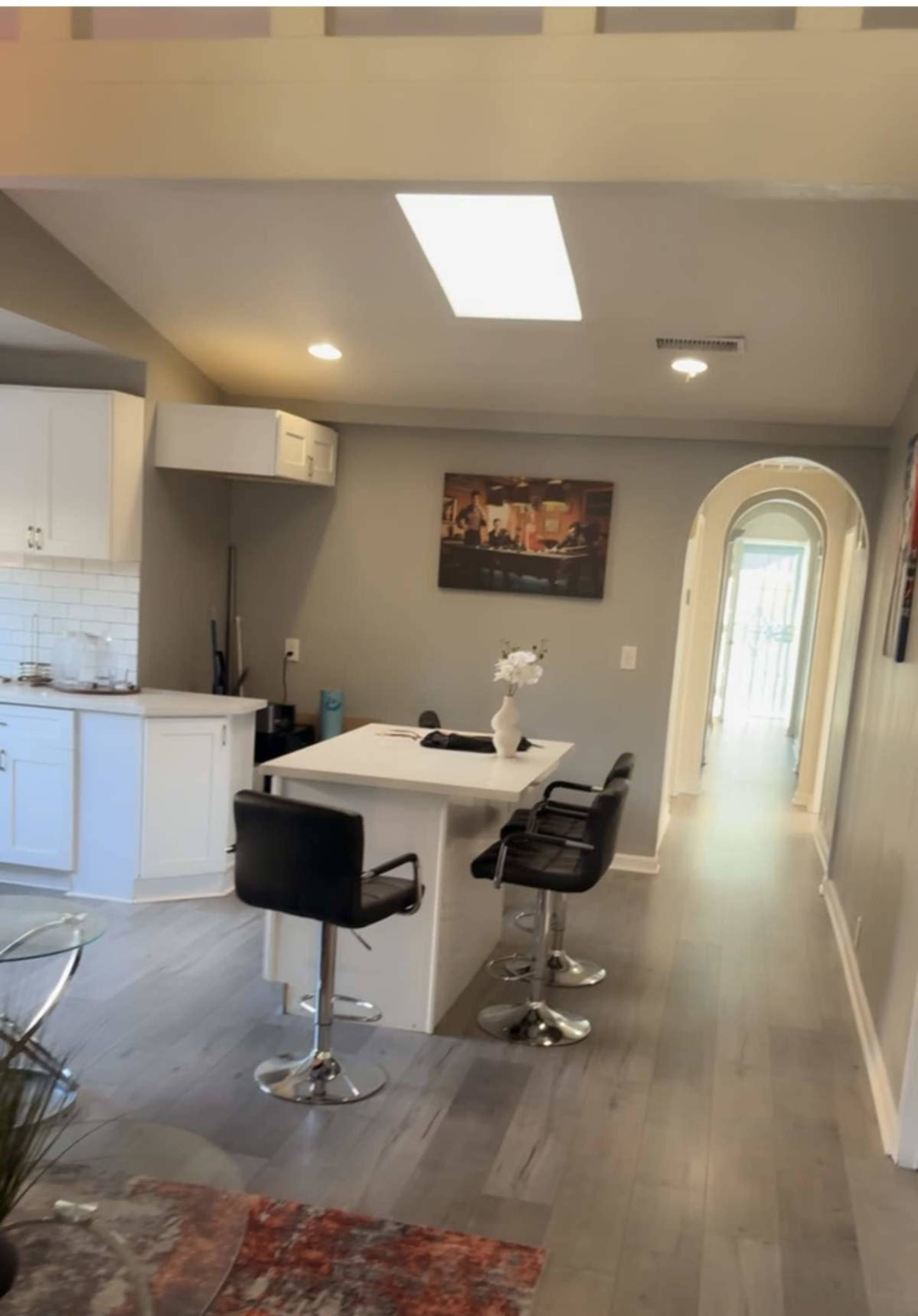 Beautiful 5-Bedroom Home available in North Hollywood! Image in North Hollywood, North Hollywood, CA