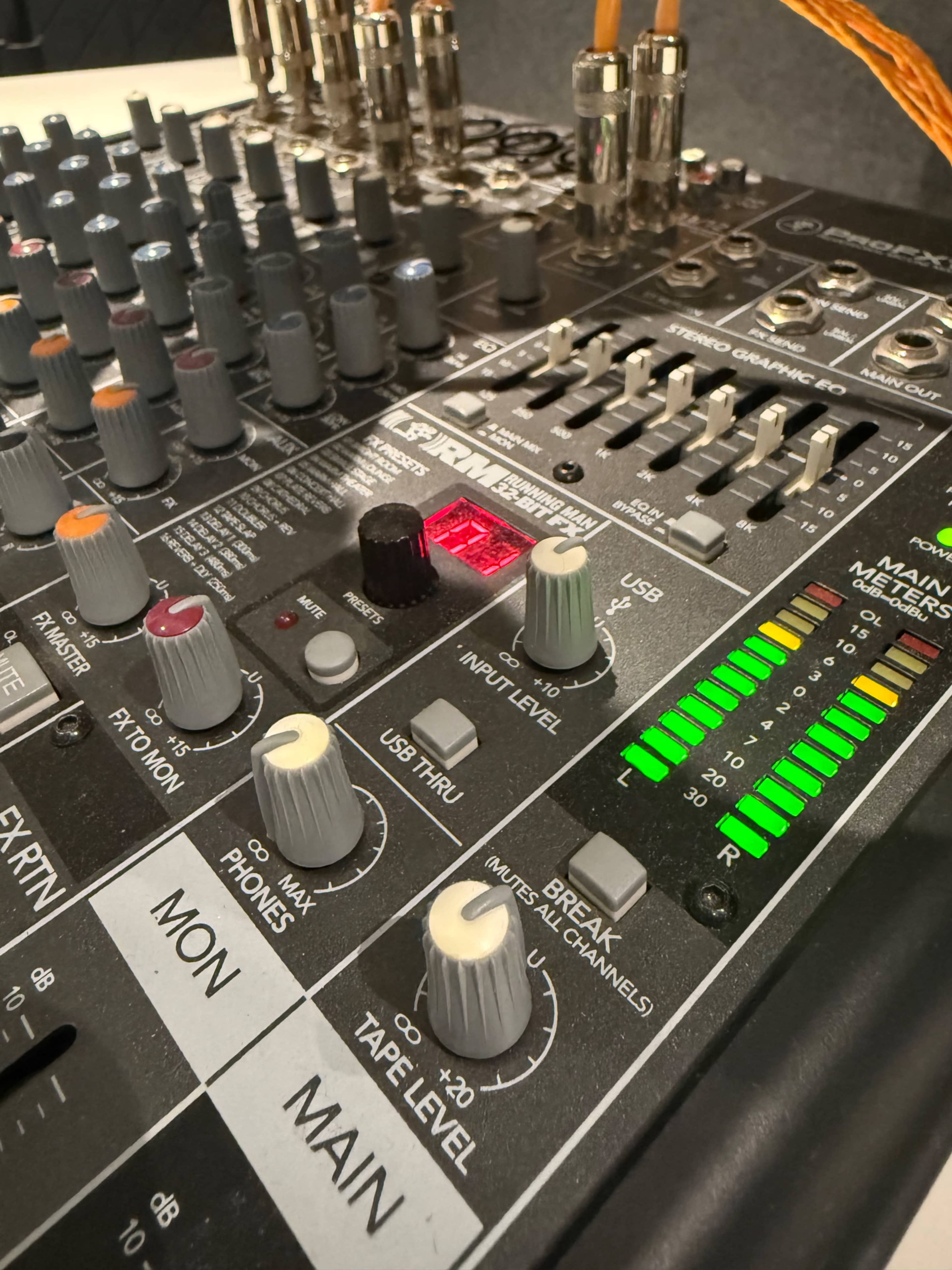 Video edit studio in Isleworth Image in Isleworth, London, ENG