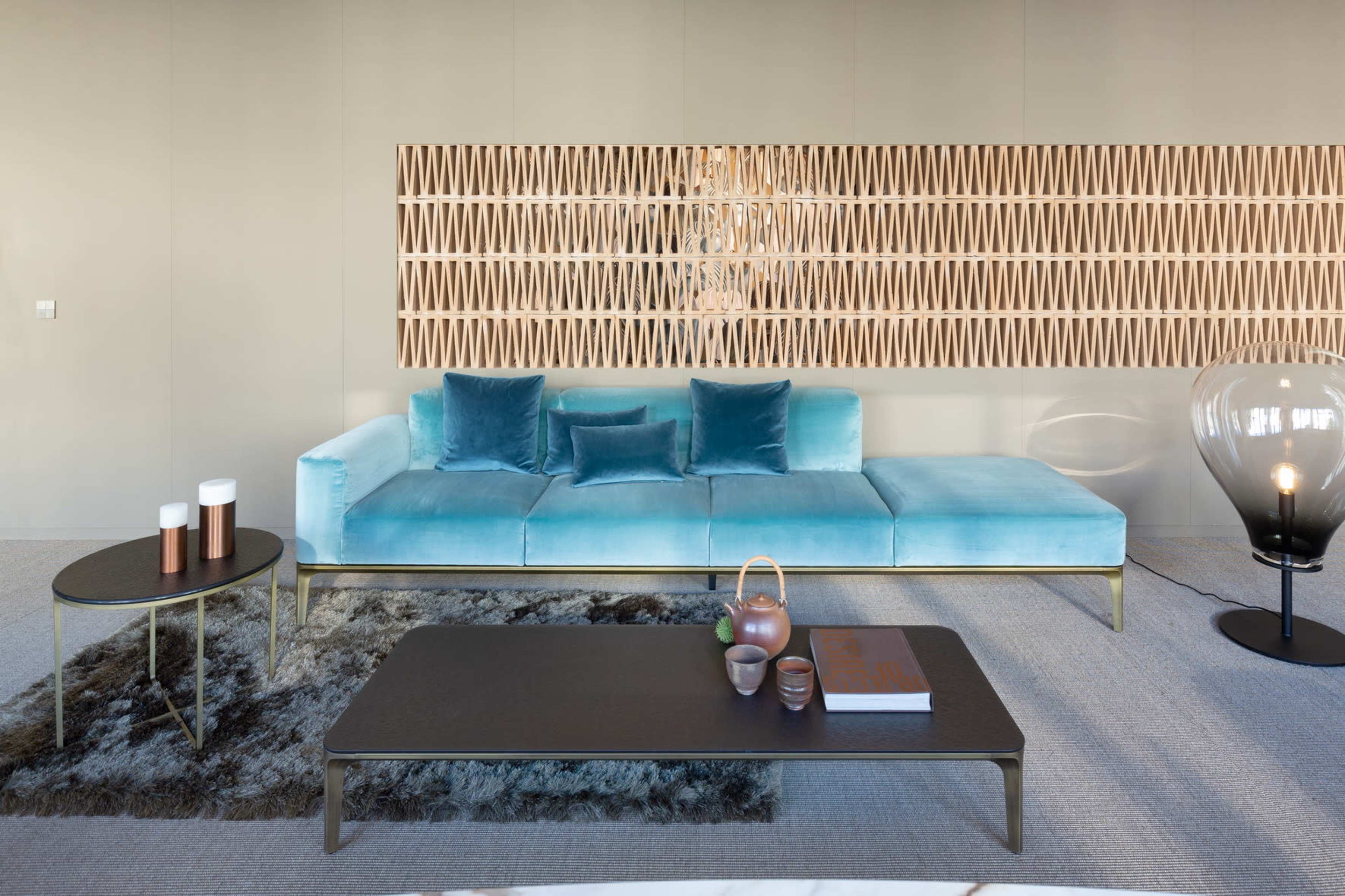 Badezimmer Design Showroom | Industriehalle Image in Vogelsang, Köln