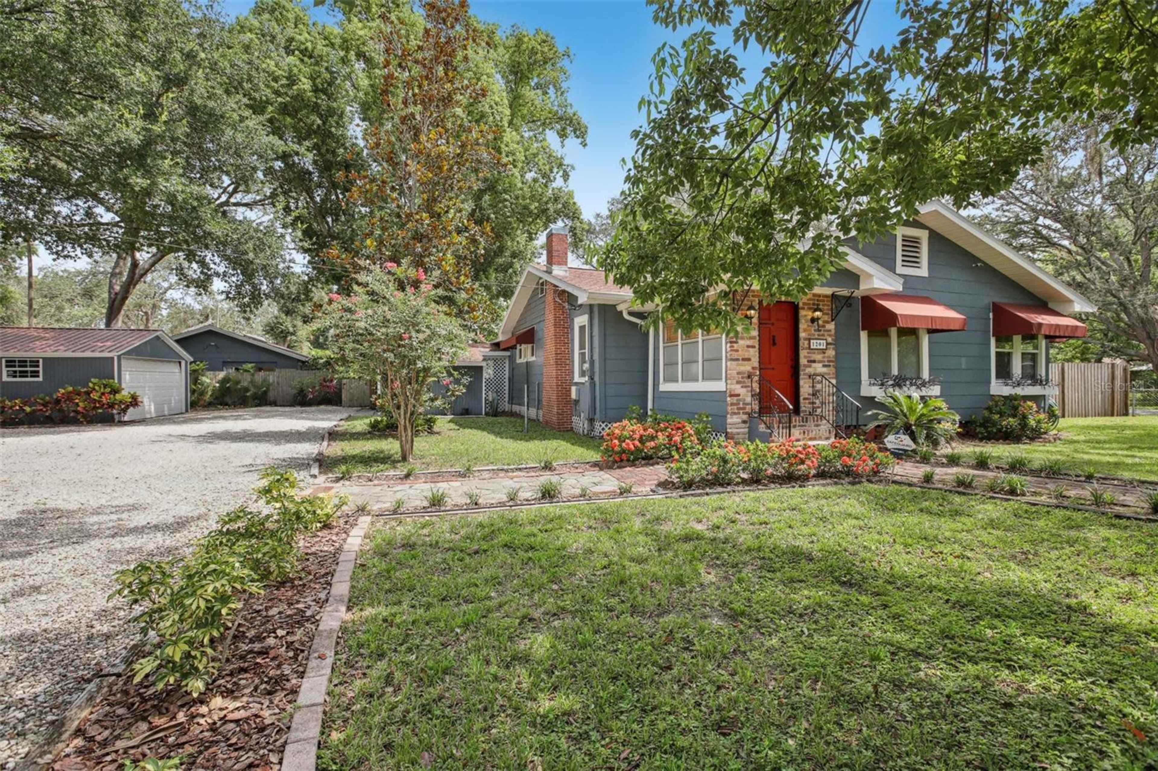 Private Garden Retreat with Pool Image in Northwest Tampa, tampa, FL