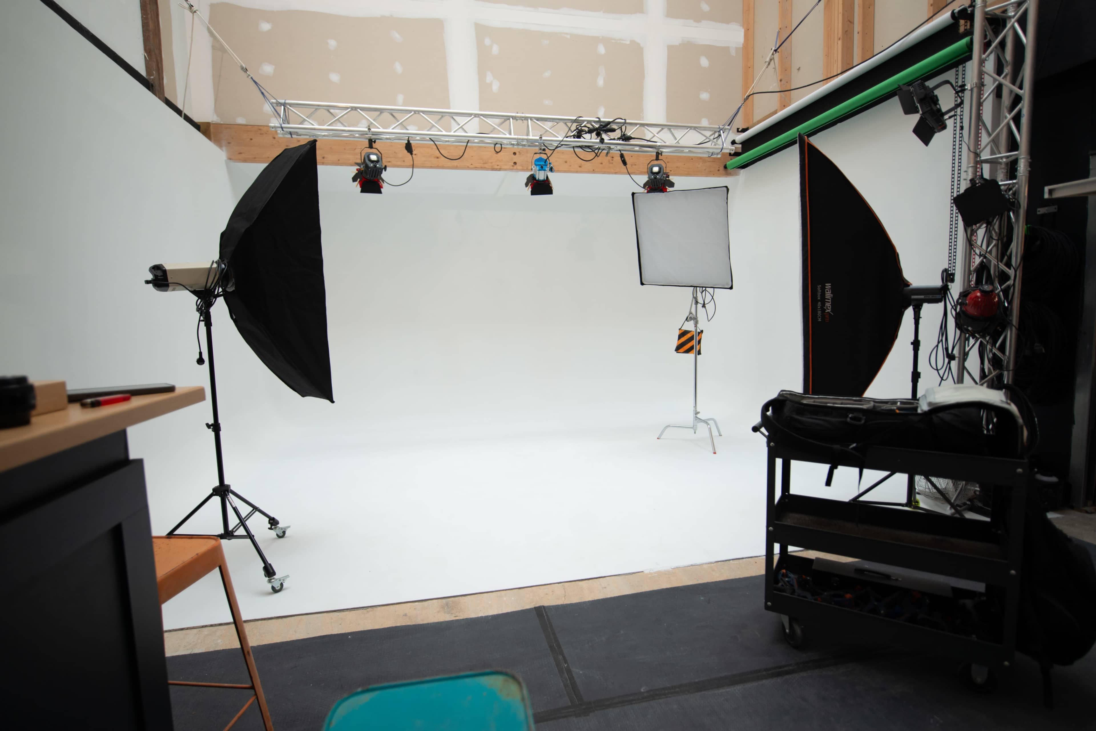 Studio photo vidéo cyclorama + atelier dans les yvelines Image dans , méré, 