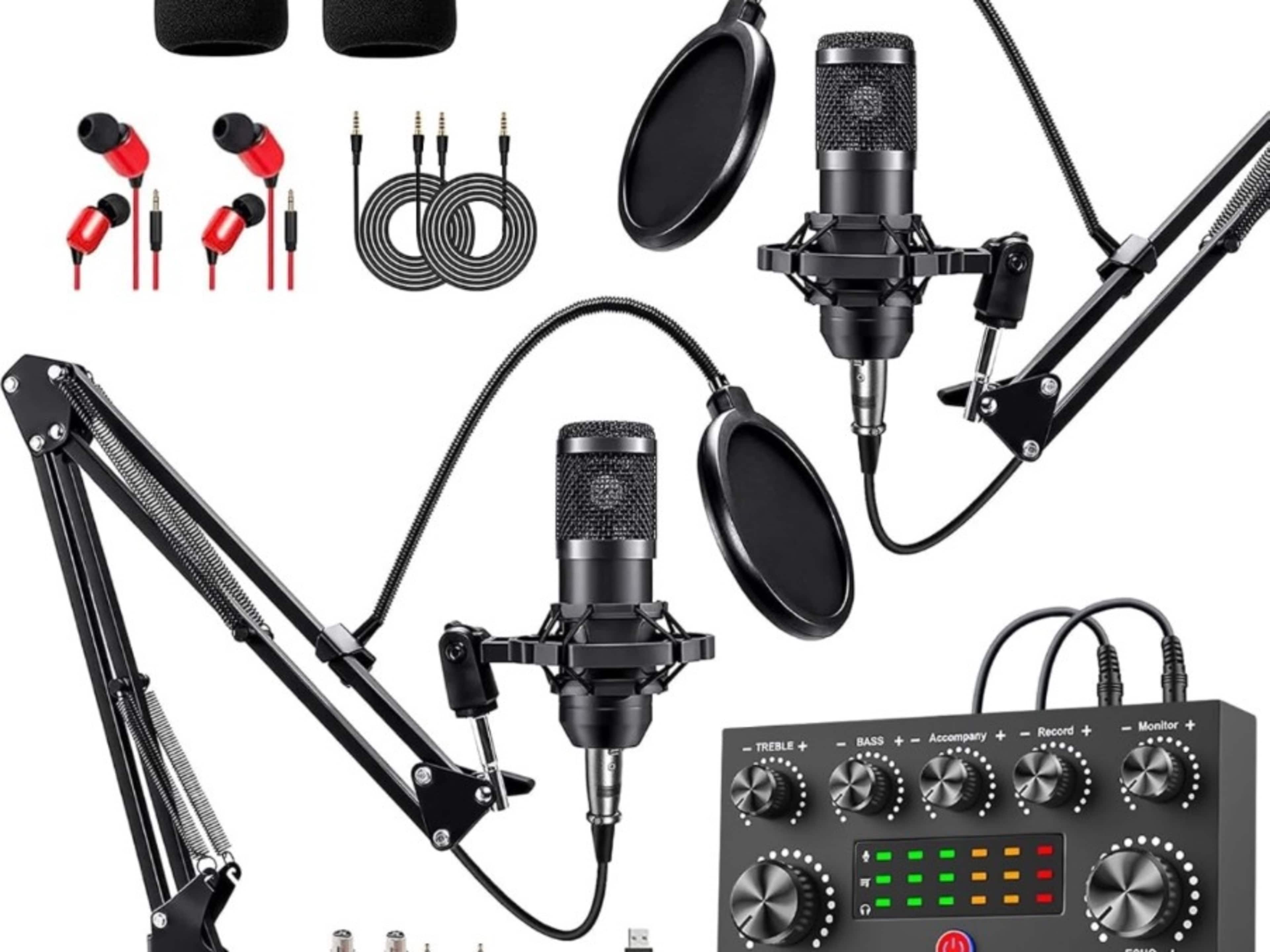 Podcast Smart Mixer and Microphones 