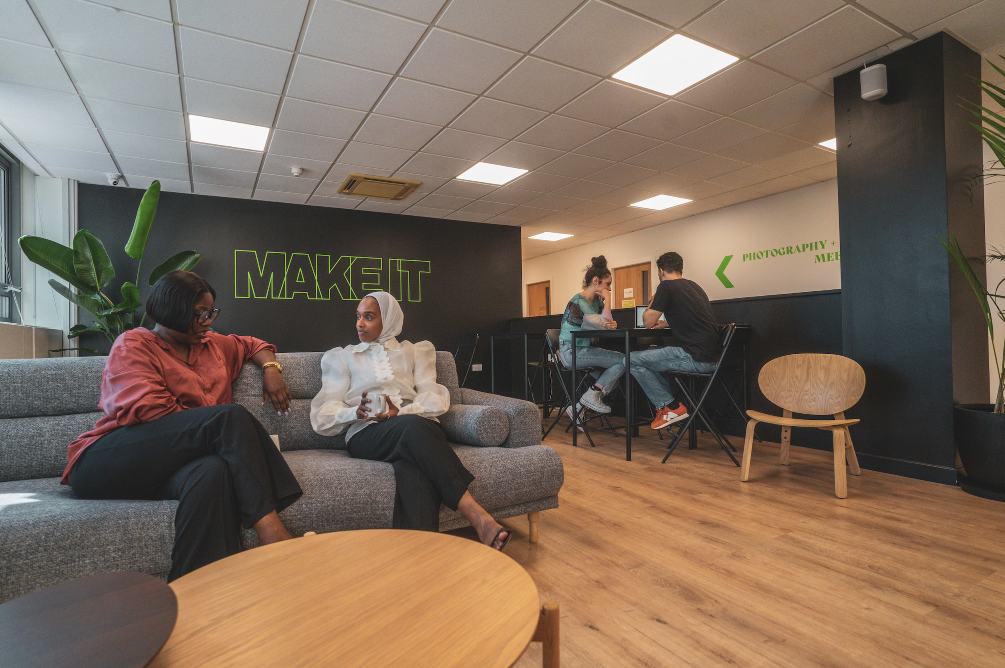 Meeting Room for up to 10 People in Barking Image in Barking, London, ENG