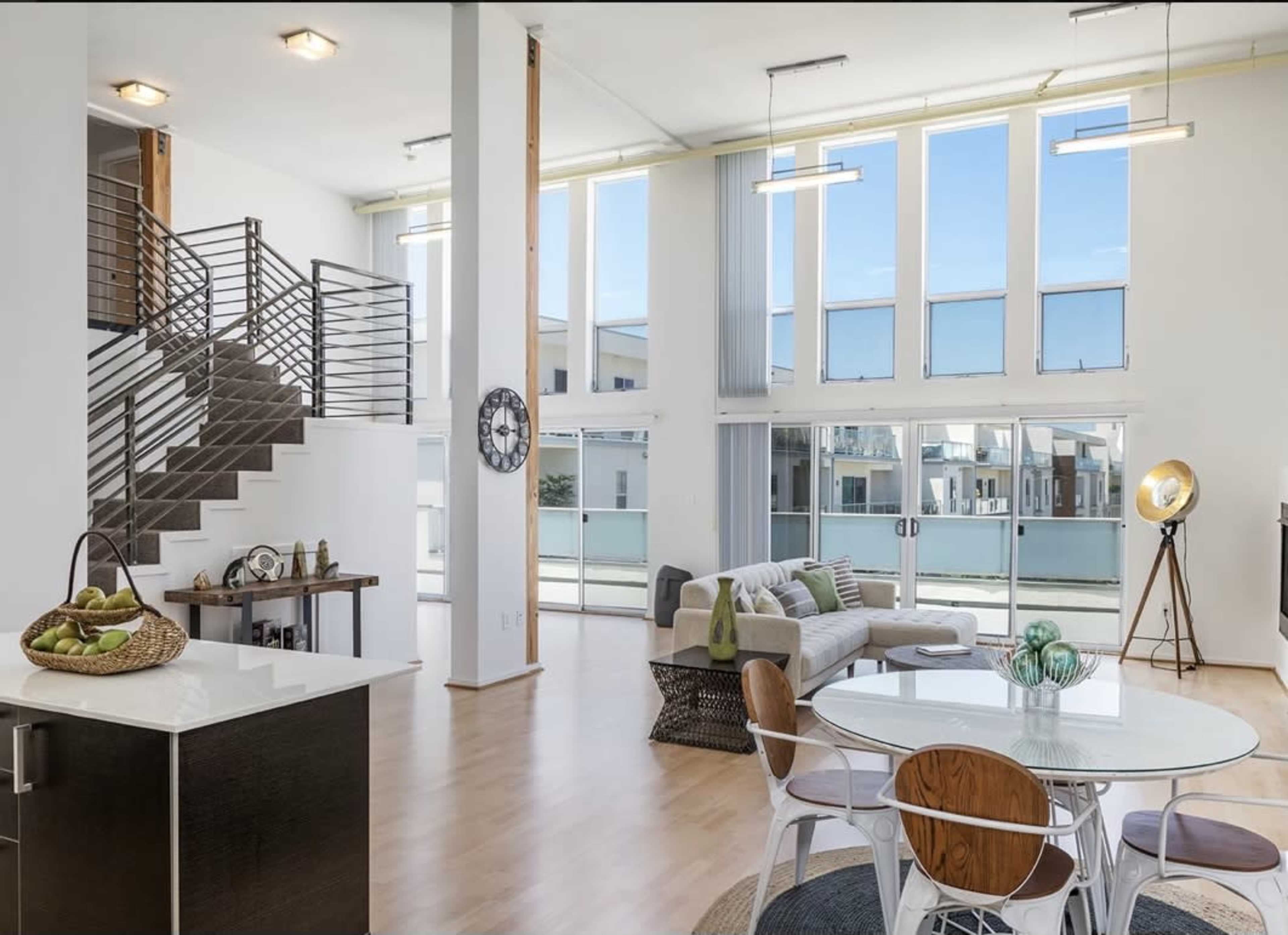 Industrial Modern Loft w/ Kitchen, Dining, Office, Baby Room and Huge Balcony w/ Ocean Views Image in Del Rey, Los Angeles, CA