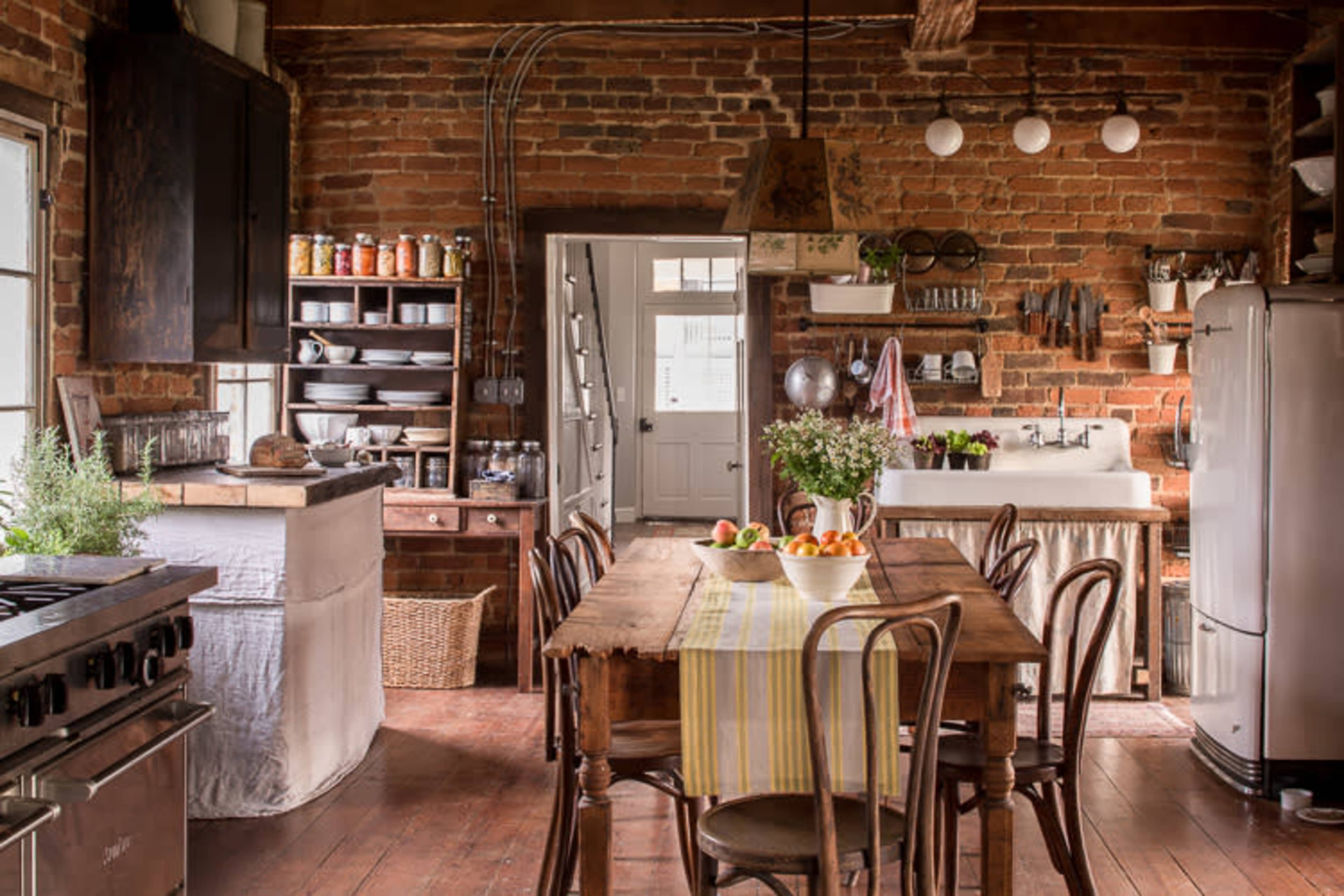 Historic village farmhouse with gardens and goats Image in Waterford, waterford, VA