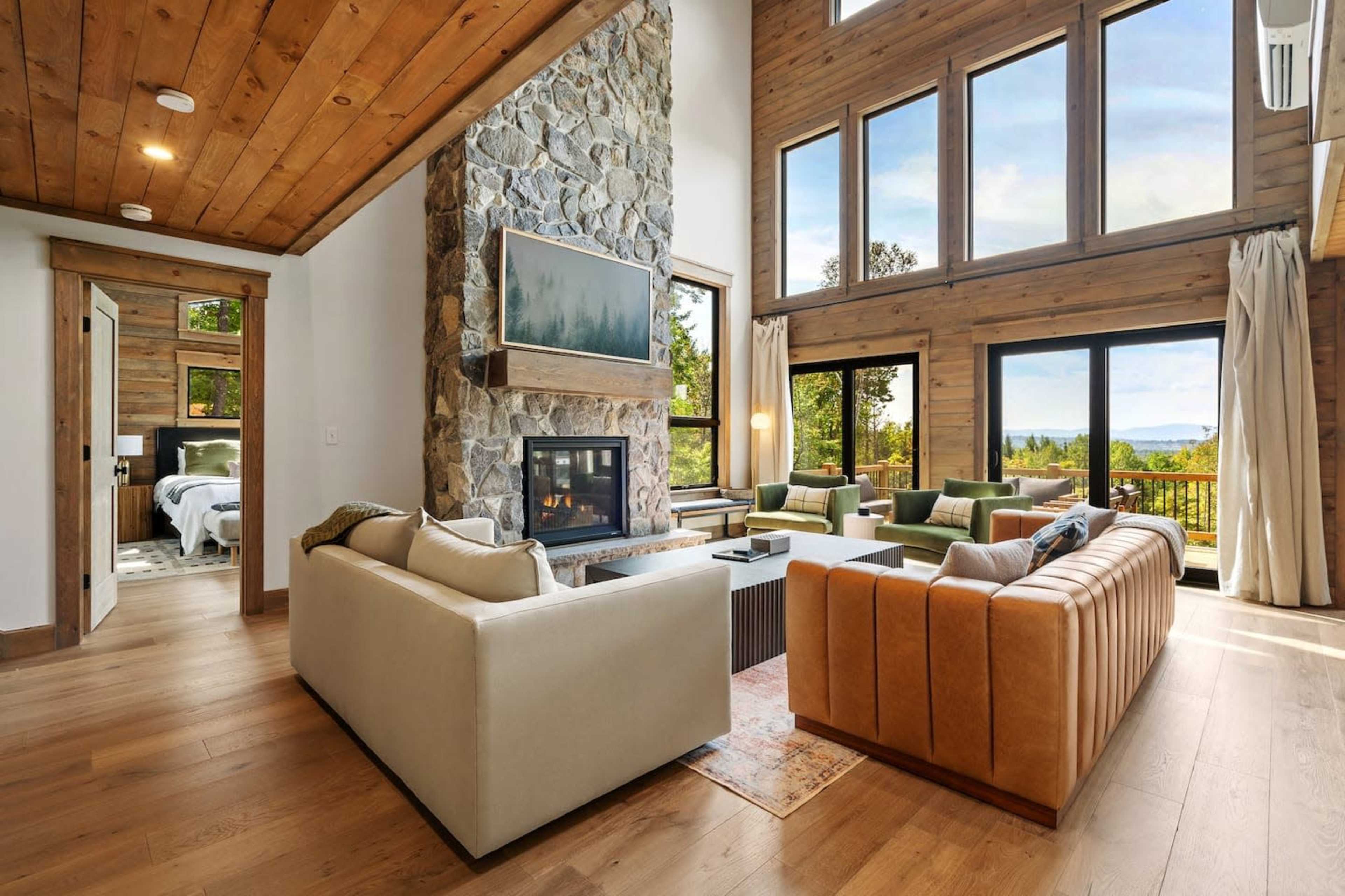Amazingly Mountain View Home with Pool and Hot Tub, Sauna and SKI ... - Mountain View Homes With Private Outdoor Spaces