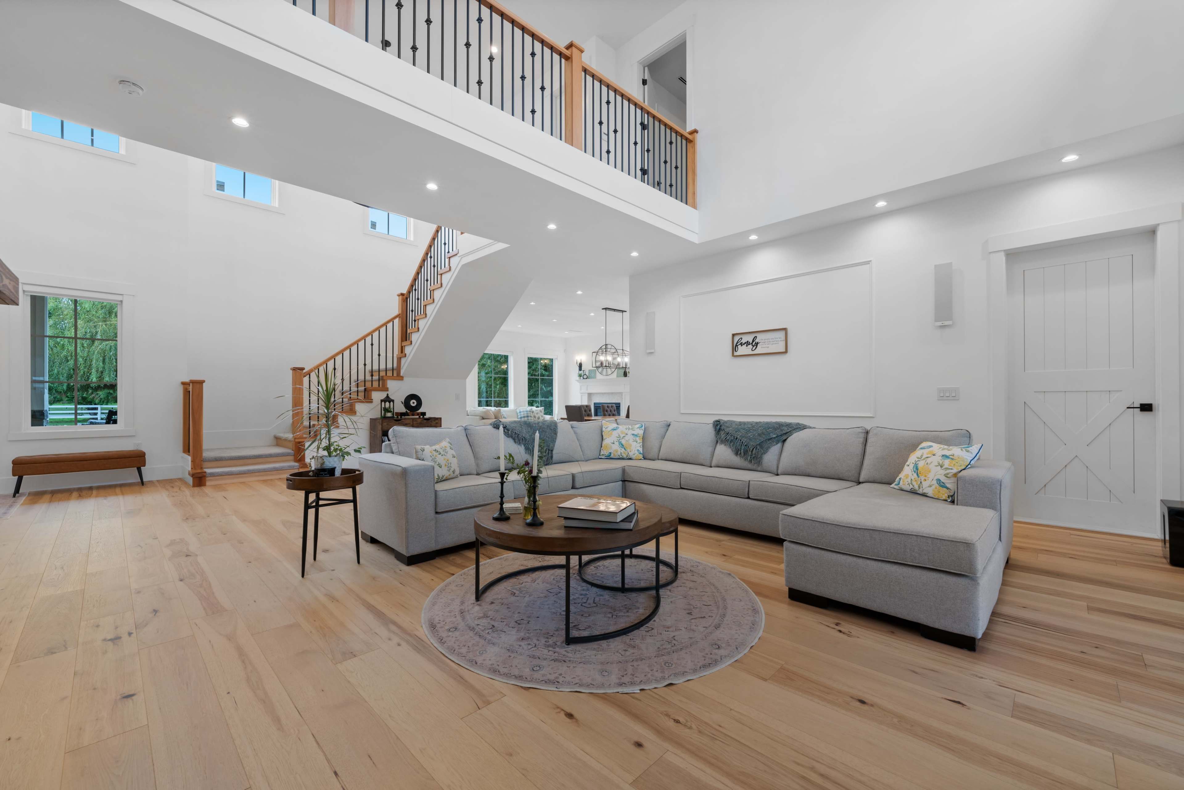 Luxury Farm House Image in Langley, Langley Twp, BC