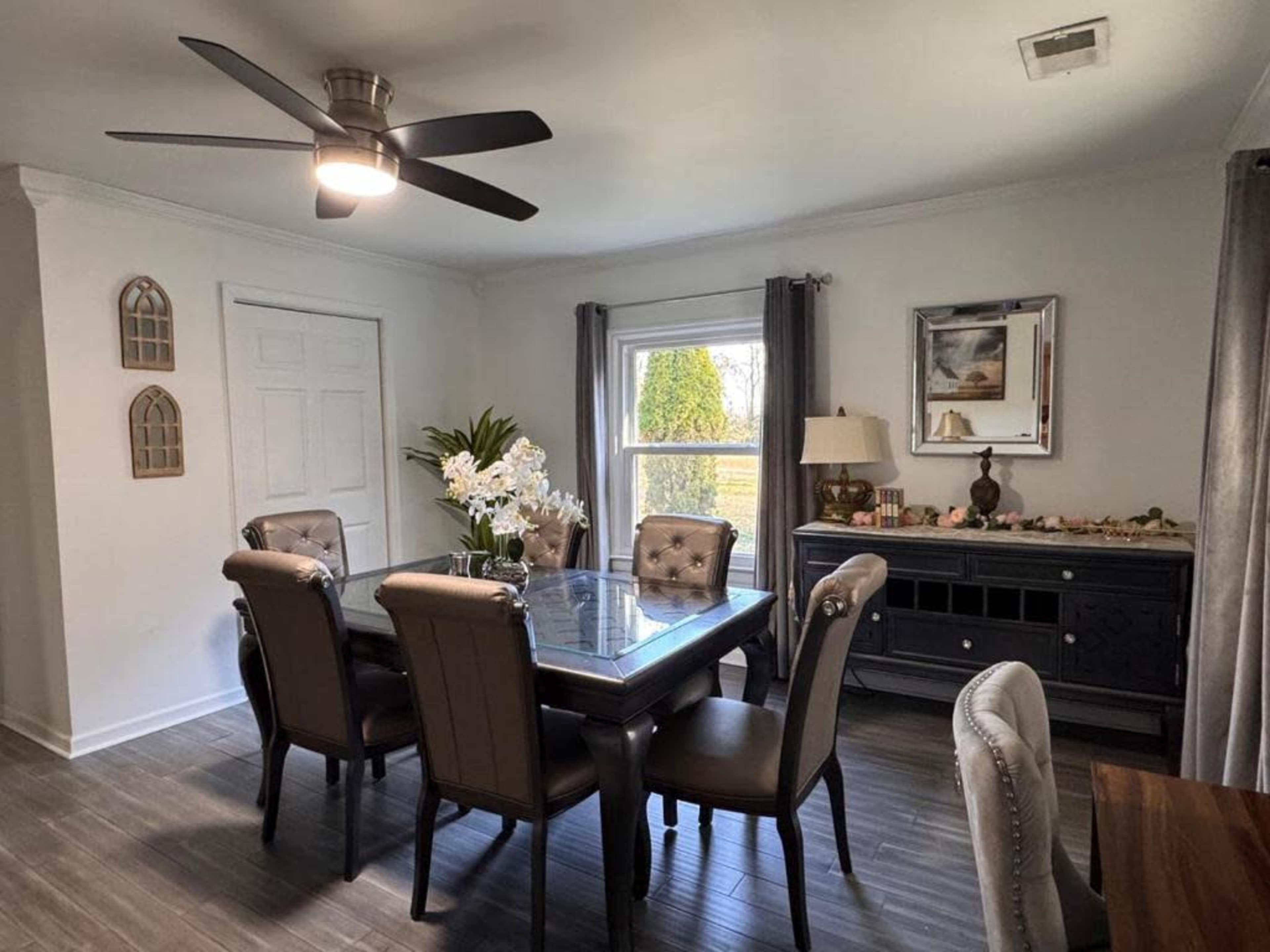 Historic Home On Acre Lot 25 Min From Nashville Image in , Hendersonville, TN