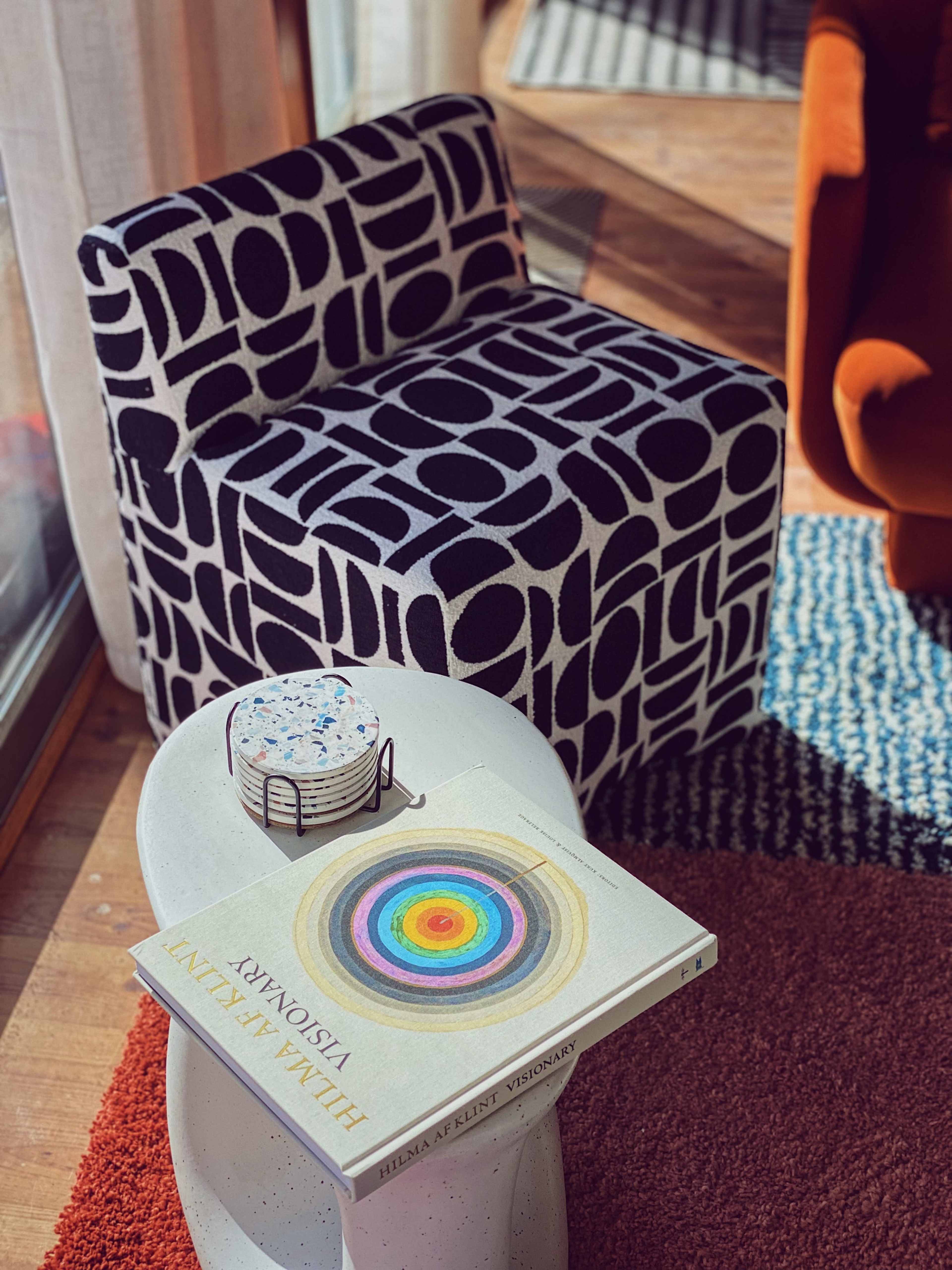 Unique Photogenic Interior-Designed Chalet Image in Salem Township, Lake Ariel, PA