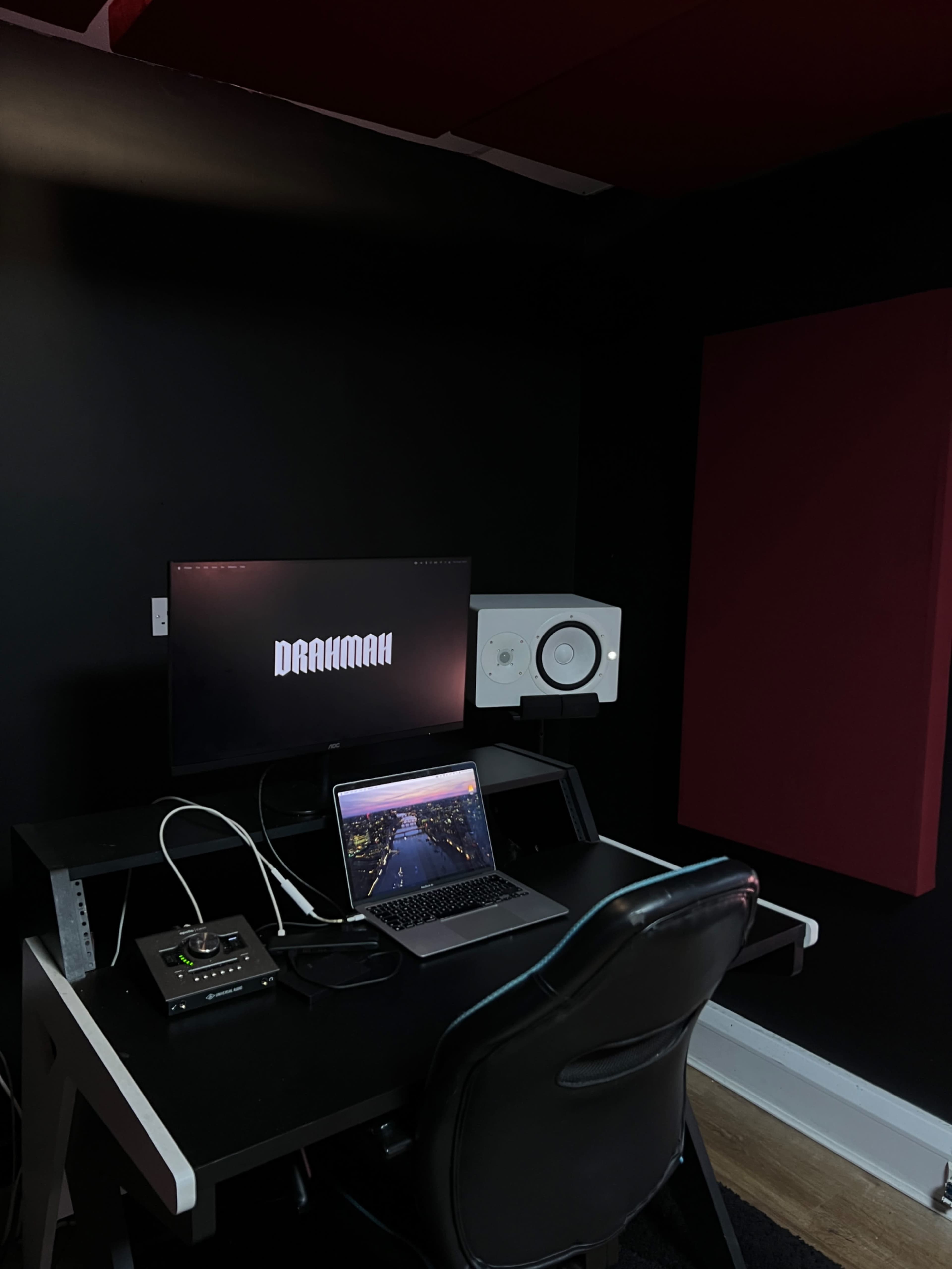 Top floor recording studio in the heart of Greenwich Image in Greenwich, Greenwich, ENG