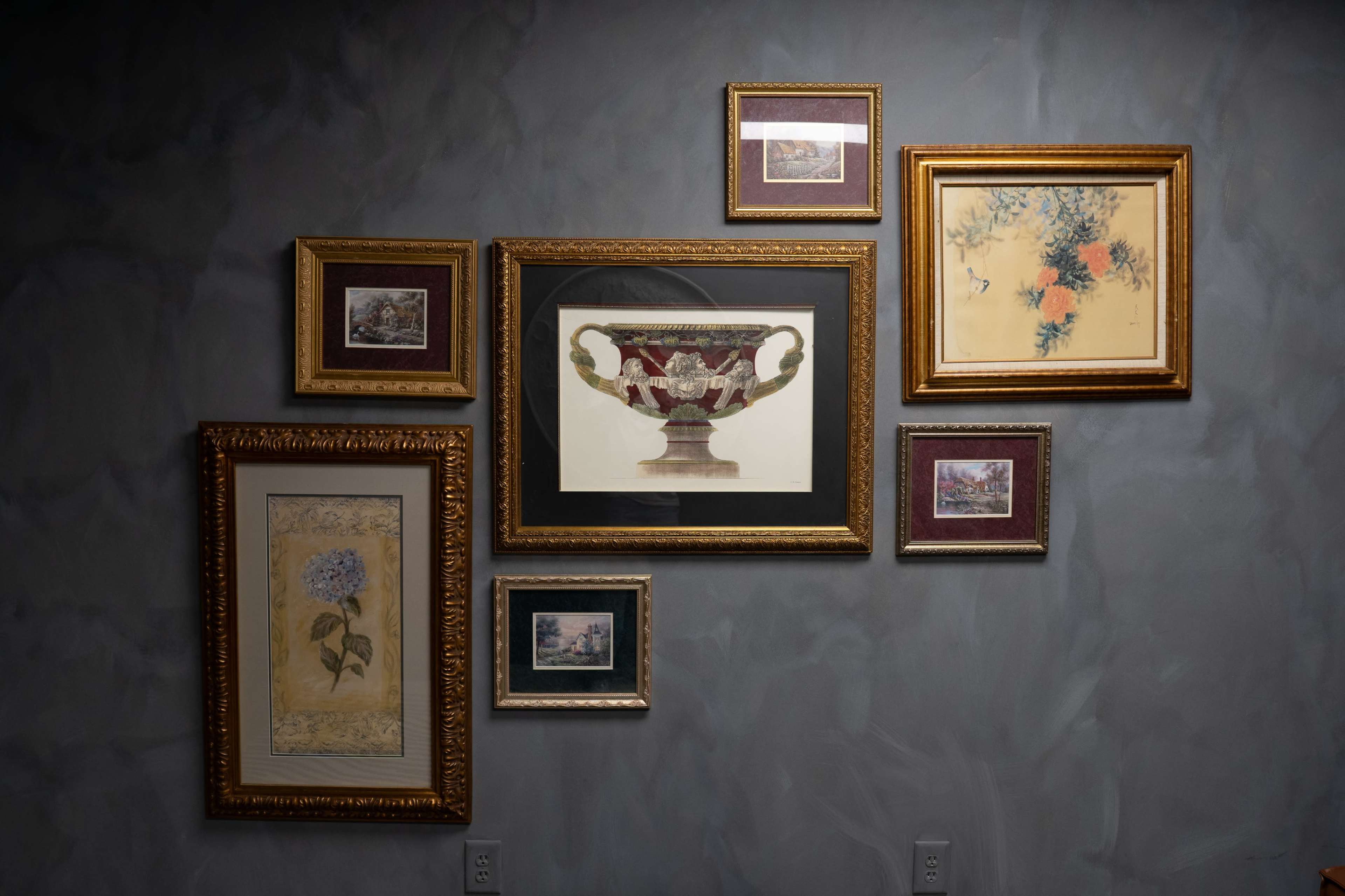 Vintage Lounge Set (Podcast/Photo/Video) Image in Gwinnett Village, Norcross, GA